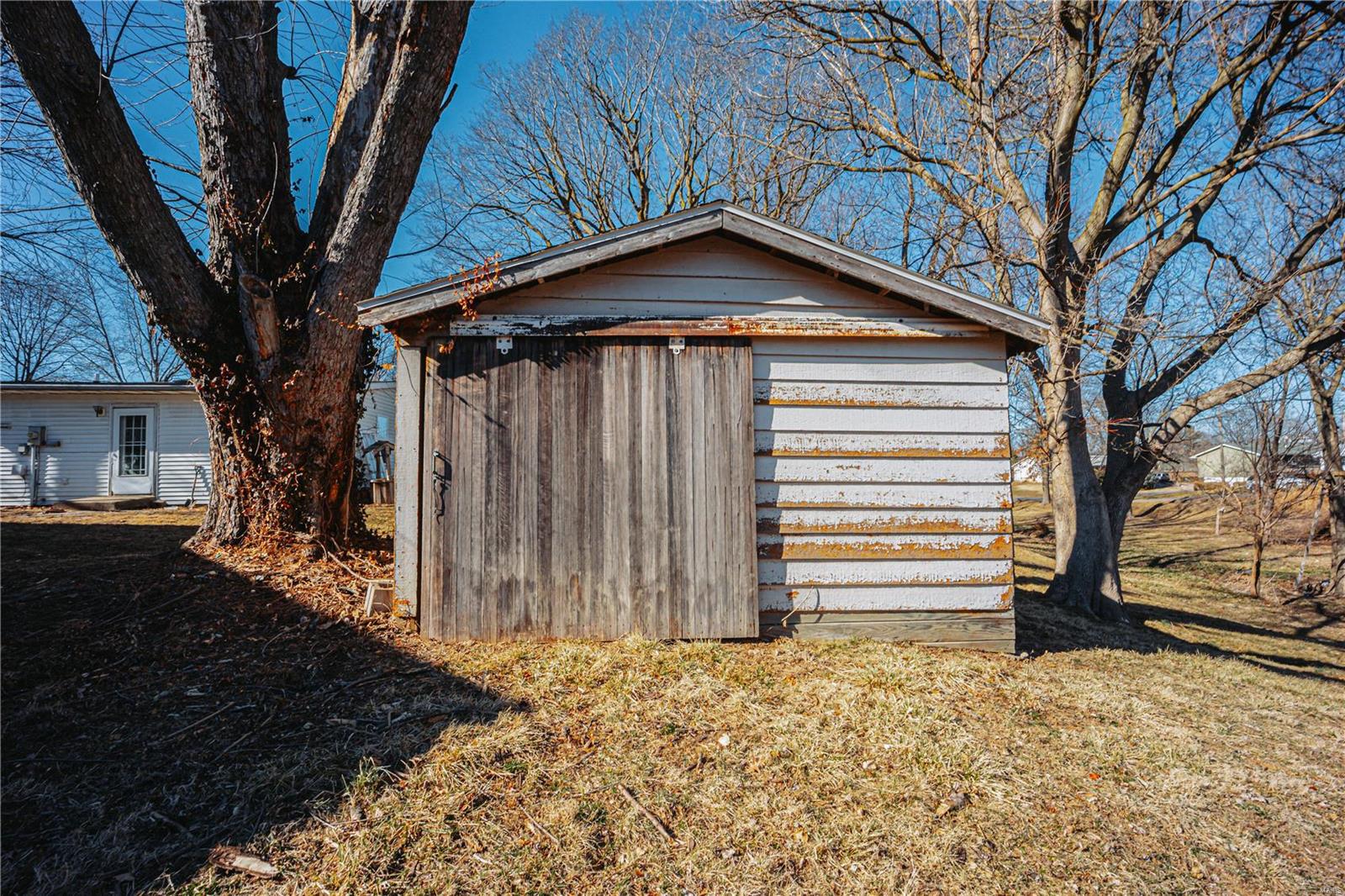 905 Sarah Street