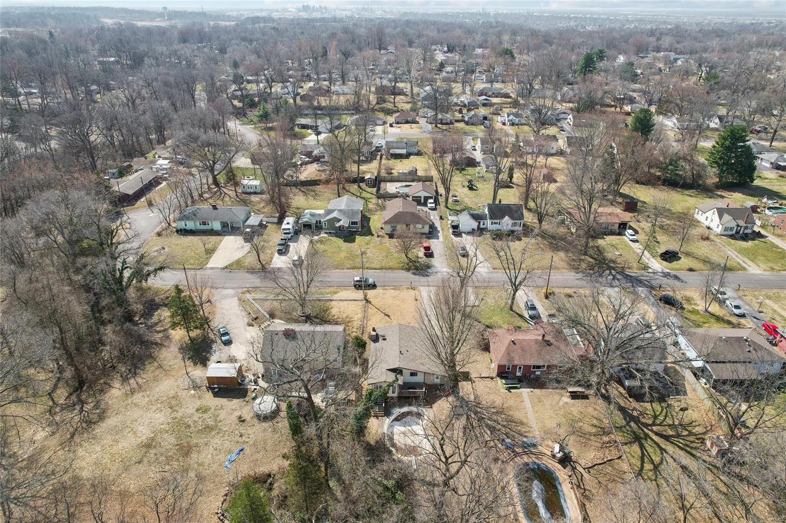 784 E Woodland Drive