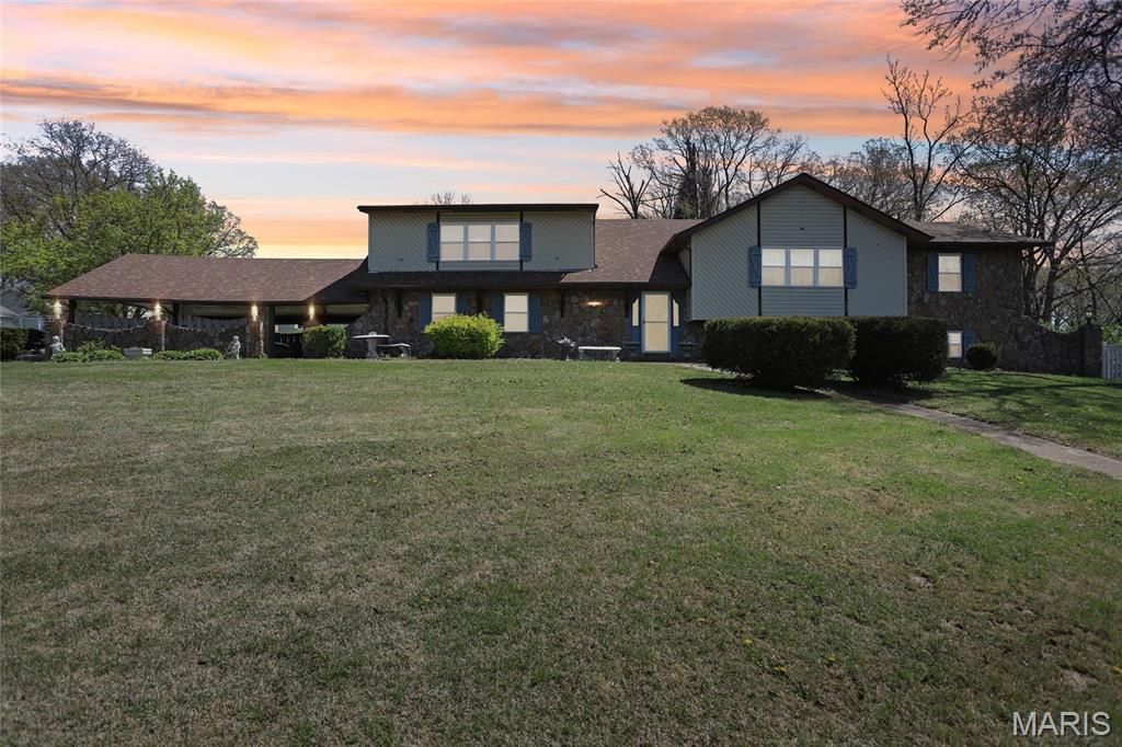 2202 Stone Gate Drive