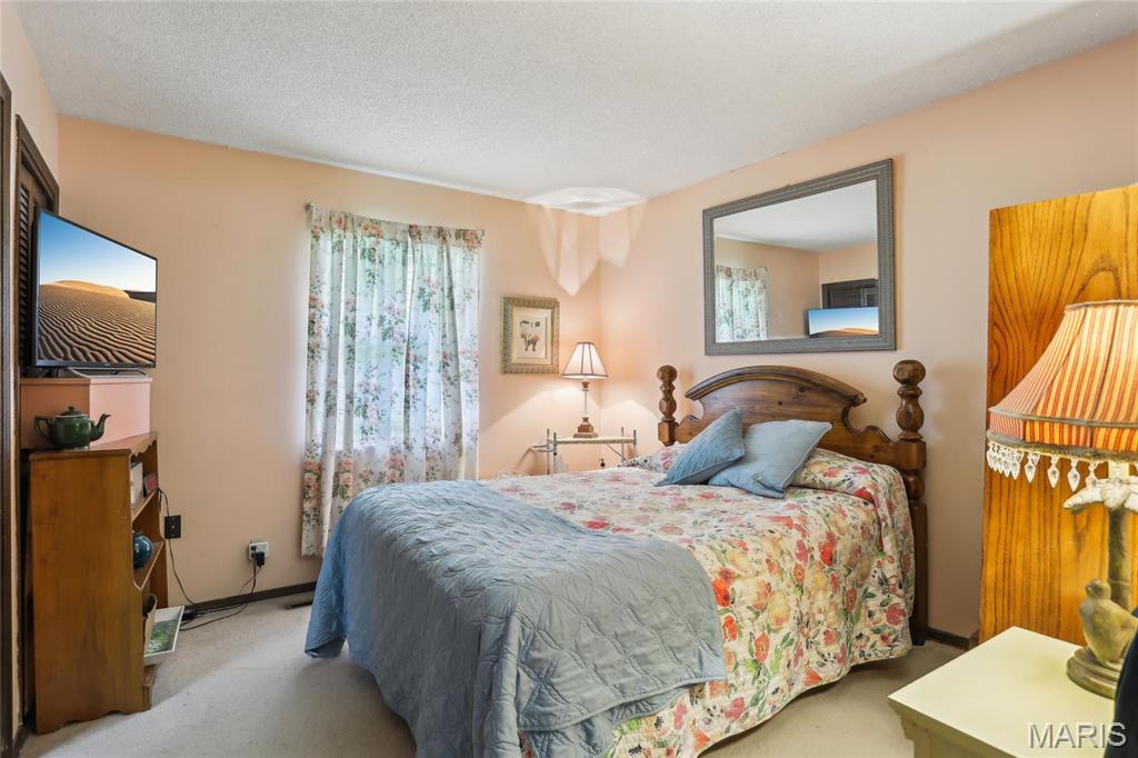 2202 Stone Gate Drive