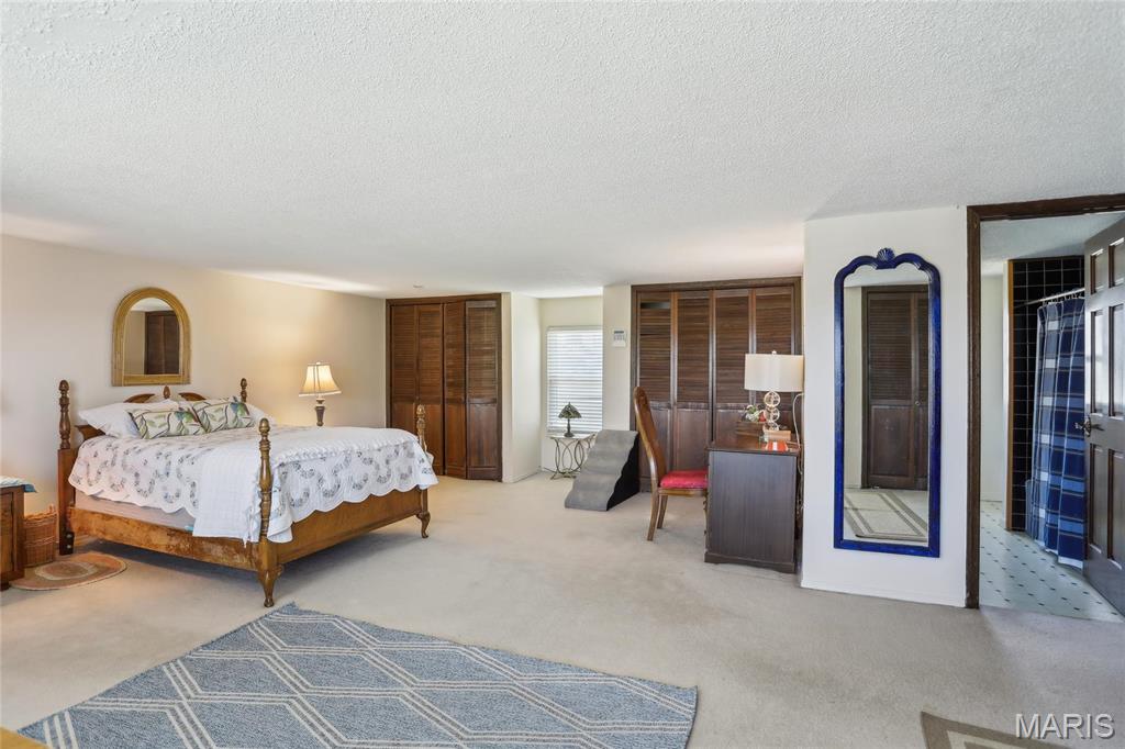 2202 Stone Gate Drive