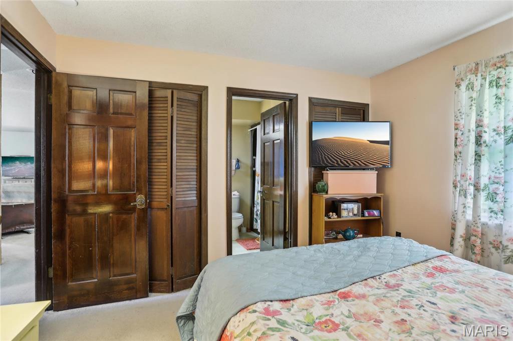 2202 Stone Gate Drive