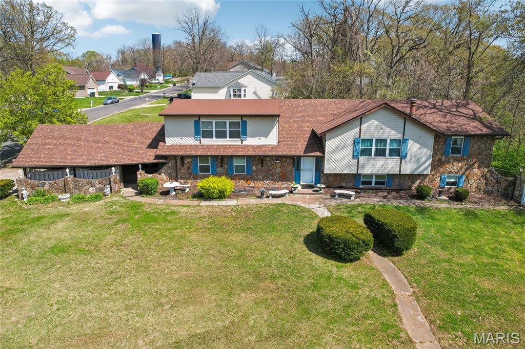 2202 Stone Gate Drive