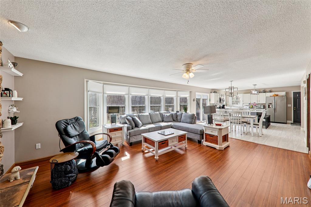 10 White Birch Lane