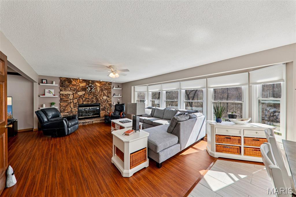10 White Birch Lane