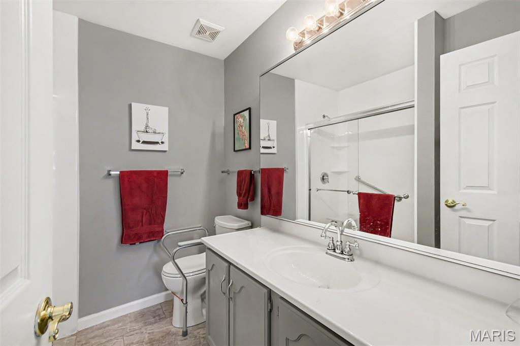 2960 Sylvan Lane Unit: 5D