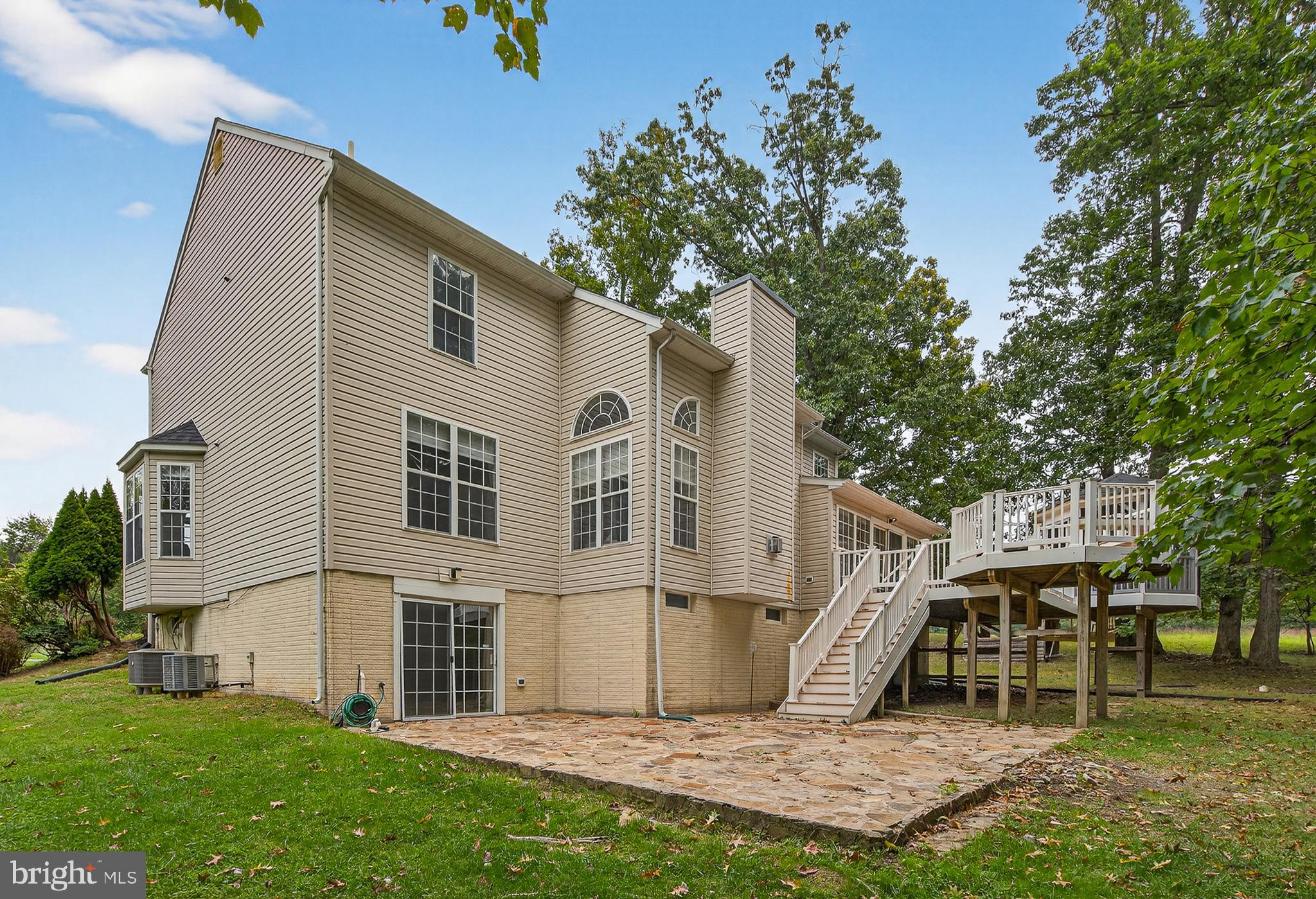 10105 SHAW DRIVE