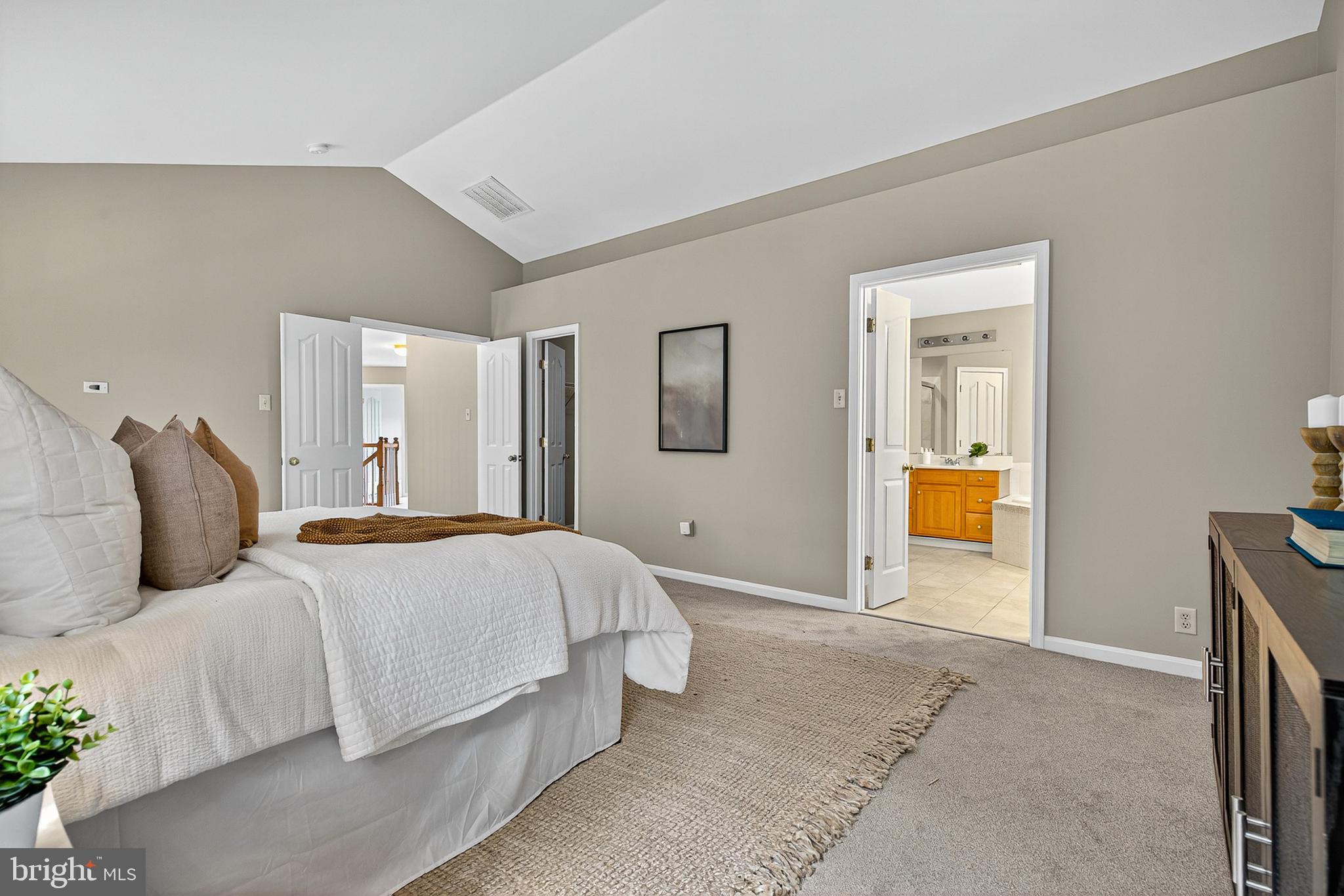 10105 SHAW DRIVE