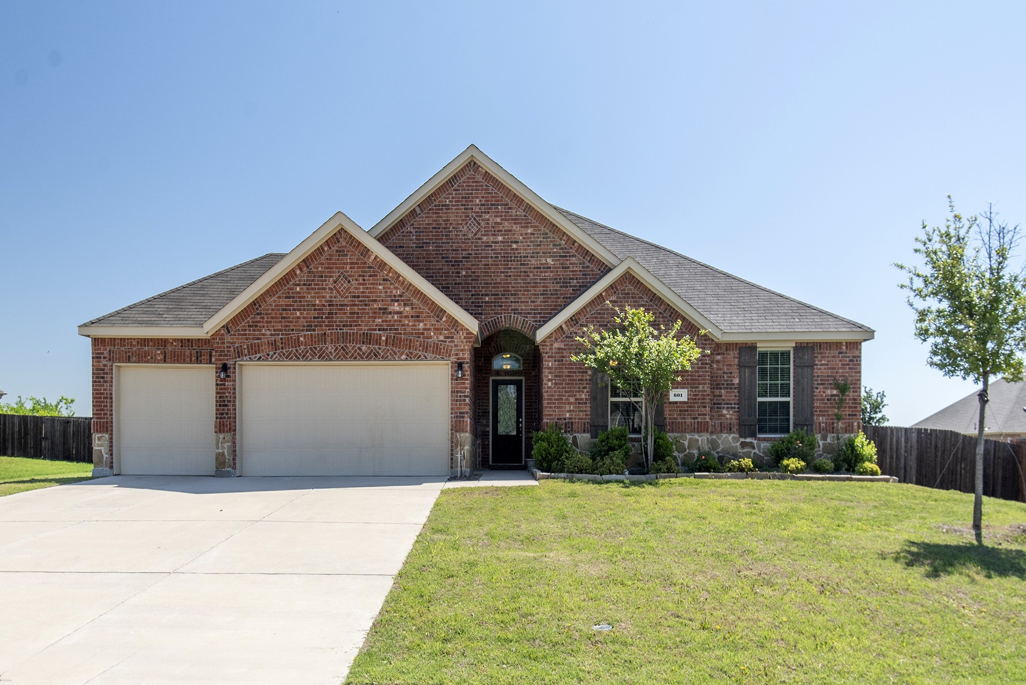 601 Woodridge Drive