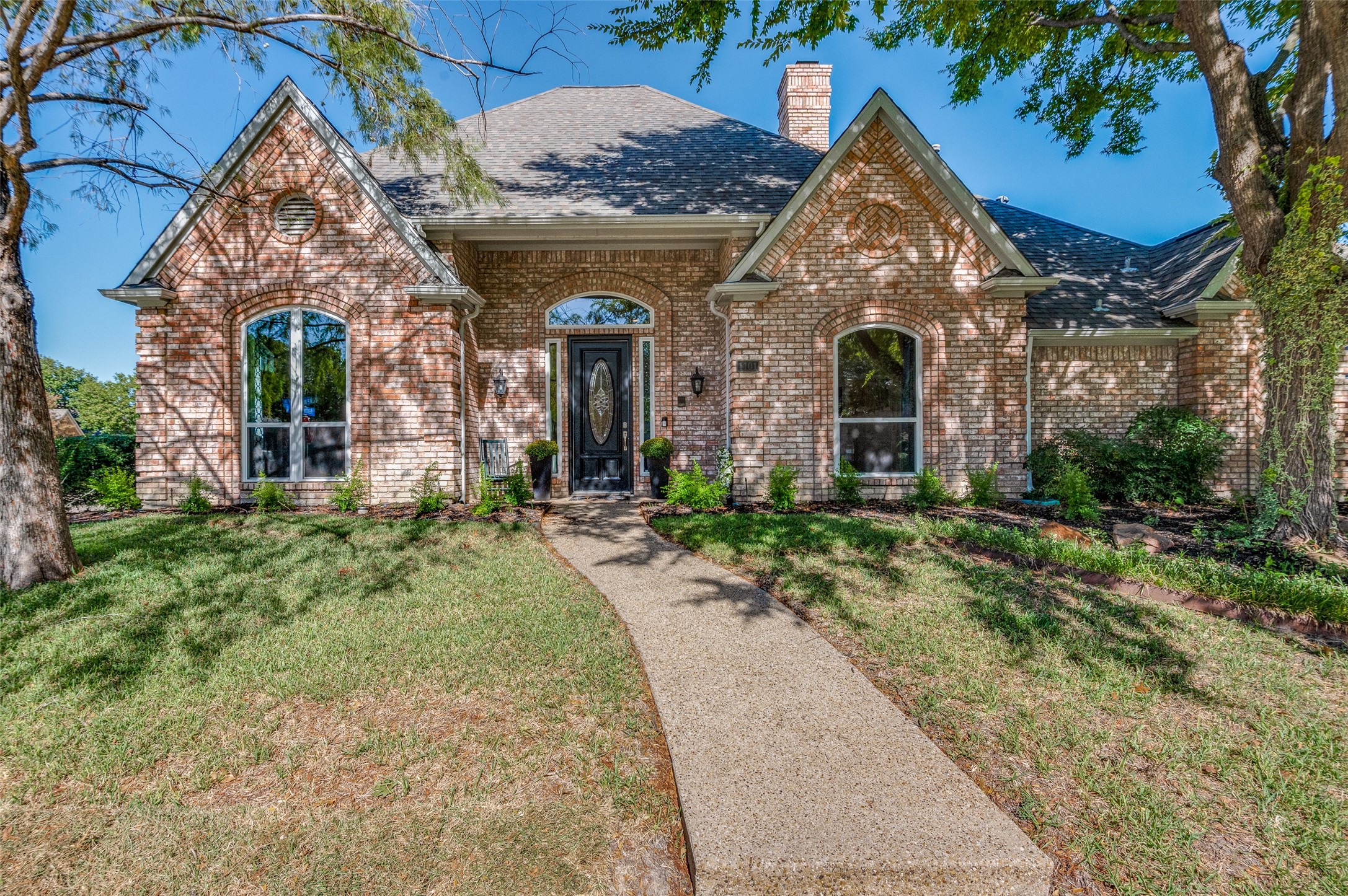 1101 Lakewood Drive