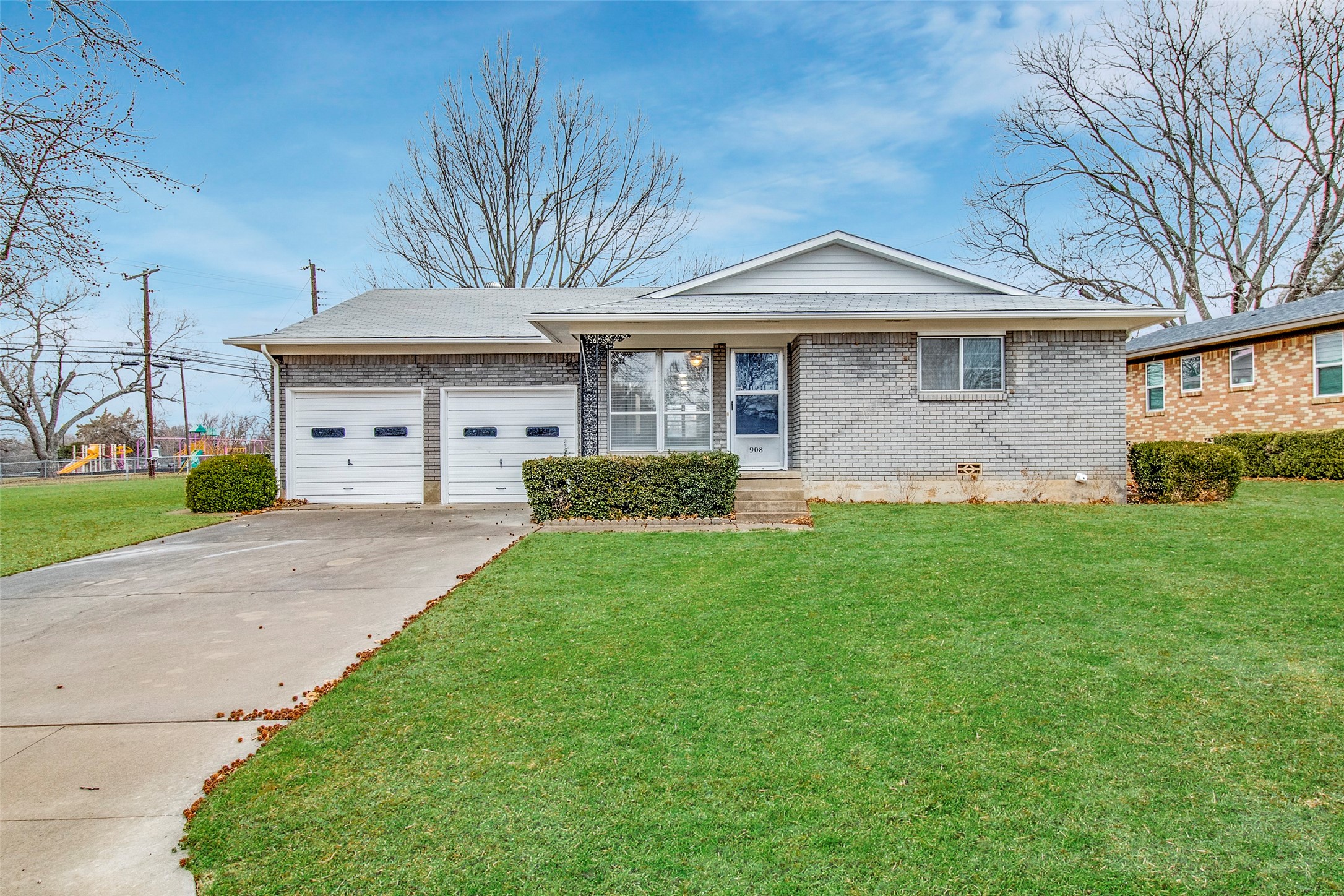 908 S Burdette Avenue