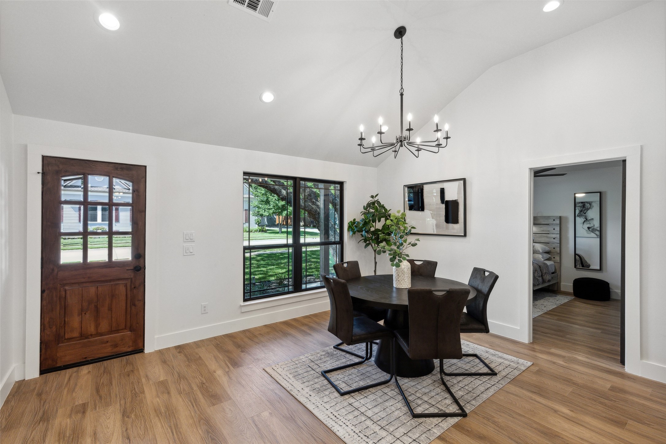 7127 Pecan Street