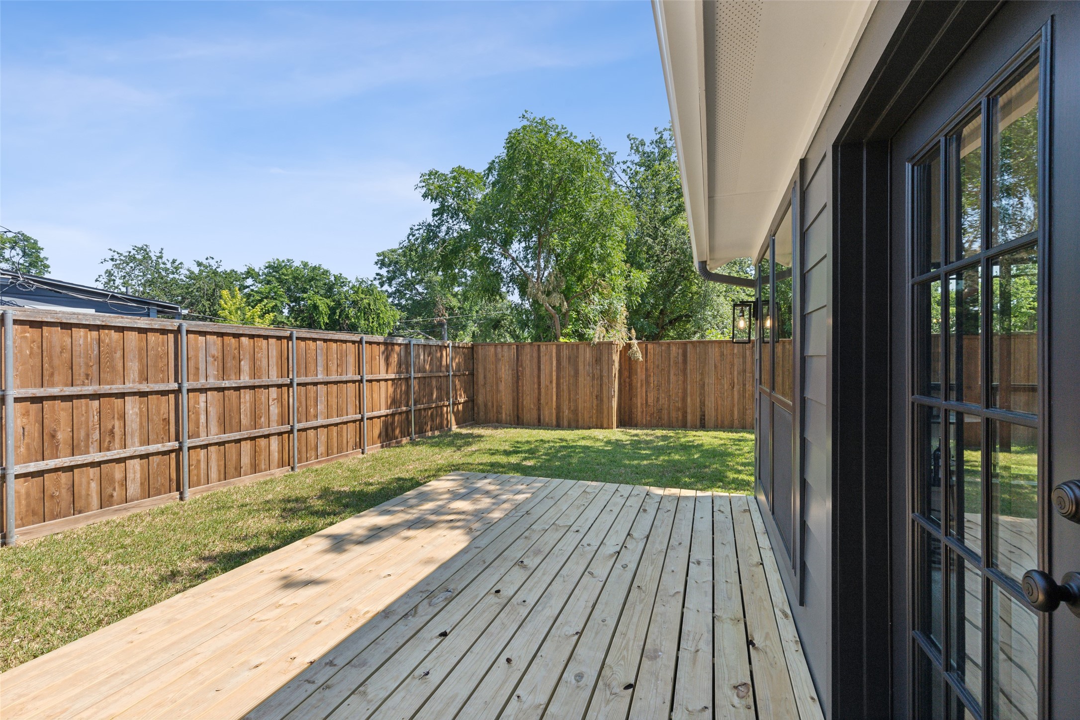 7127 Pecan Street