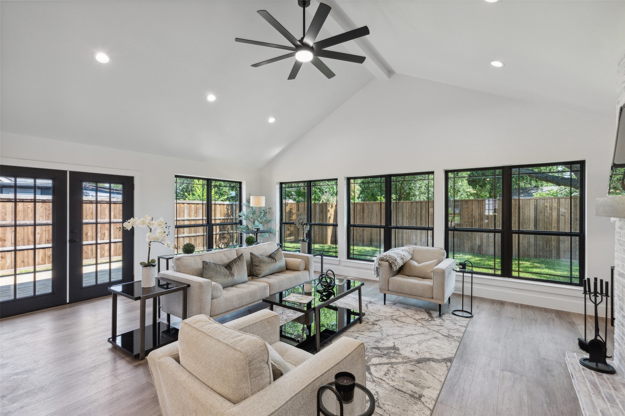 7127 Pecan Street