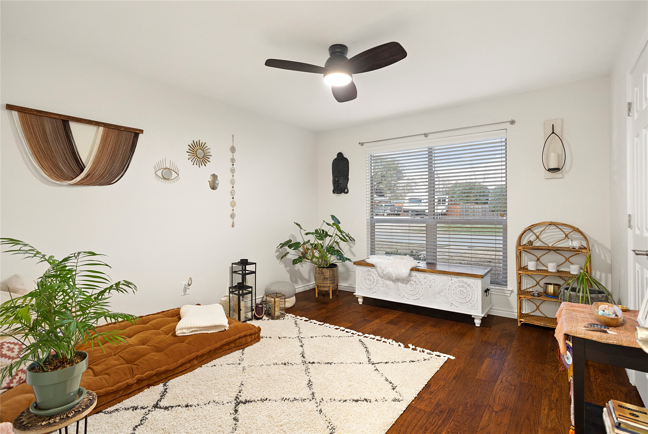 2605 Bunker Hill Circle