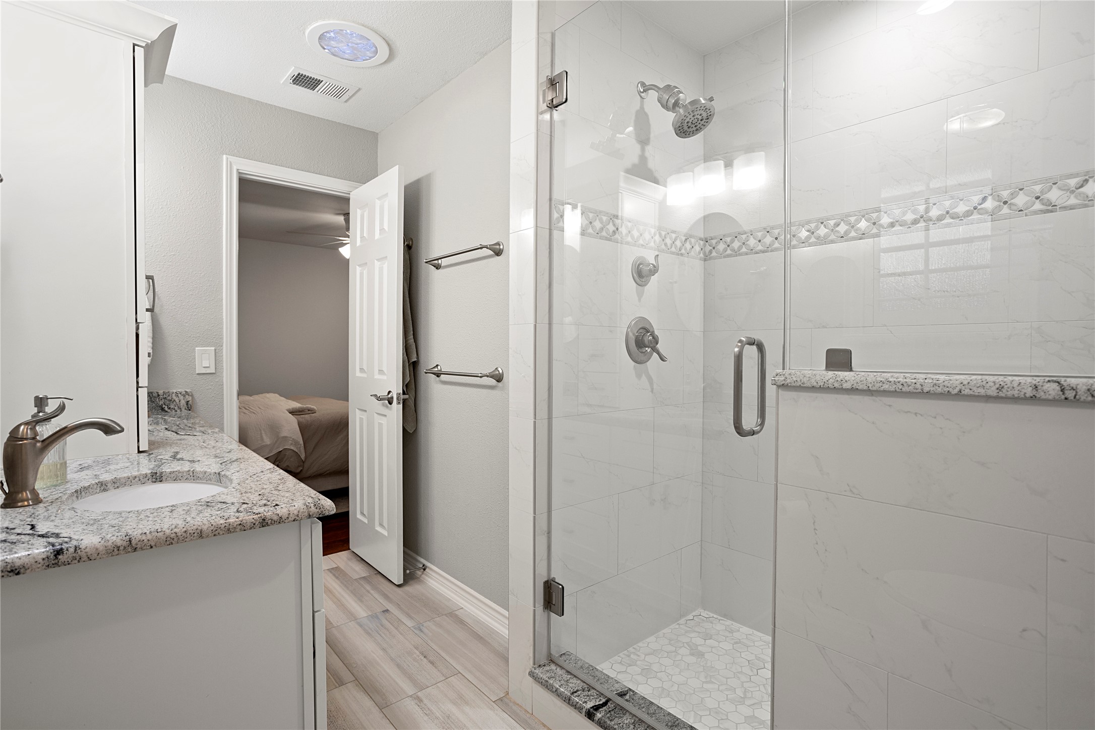 2605 Bunker Hill Circle