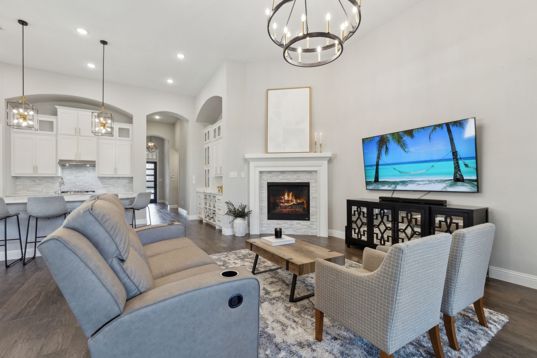 16213 Benbrook Boulevard