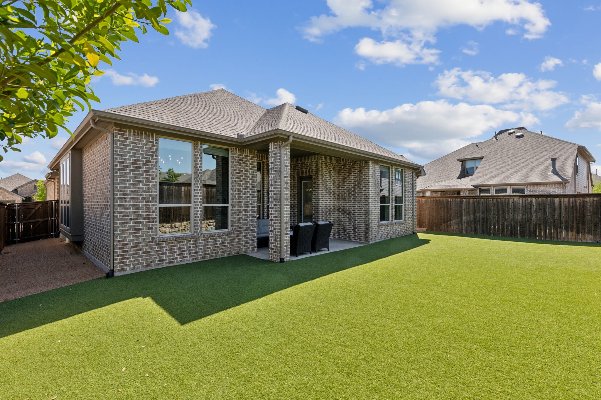 16213 Benbrook Boulevard