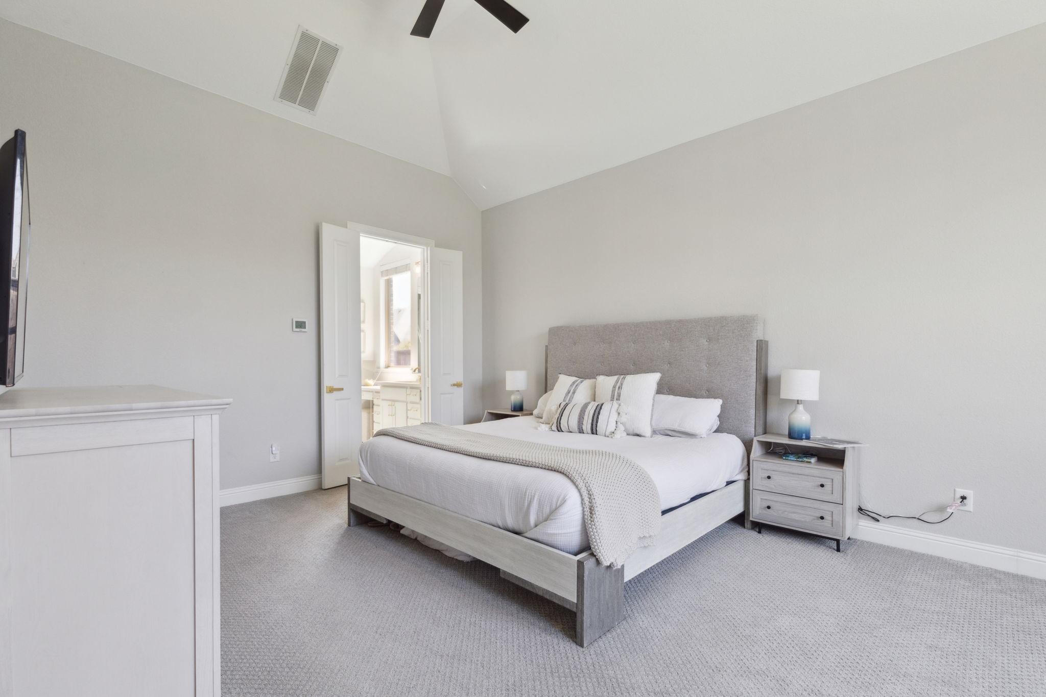 16213 Benbrook Boulevard