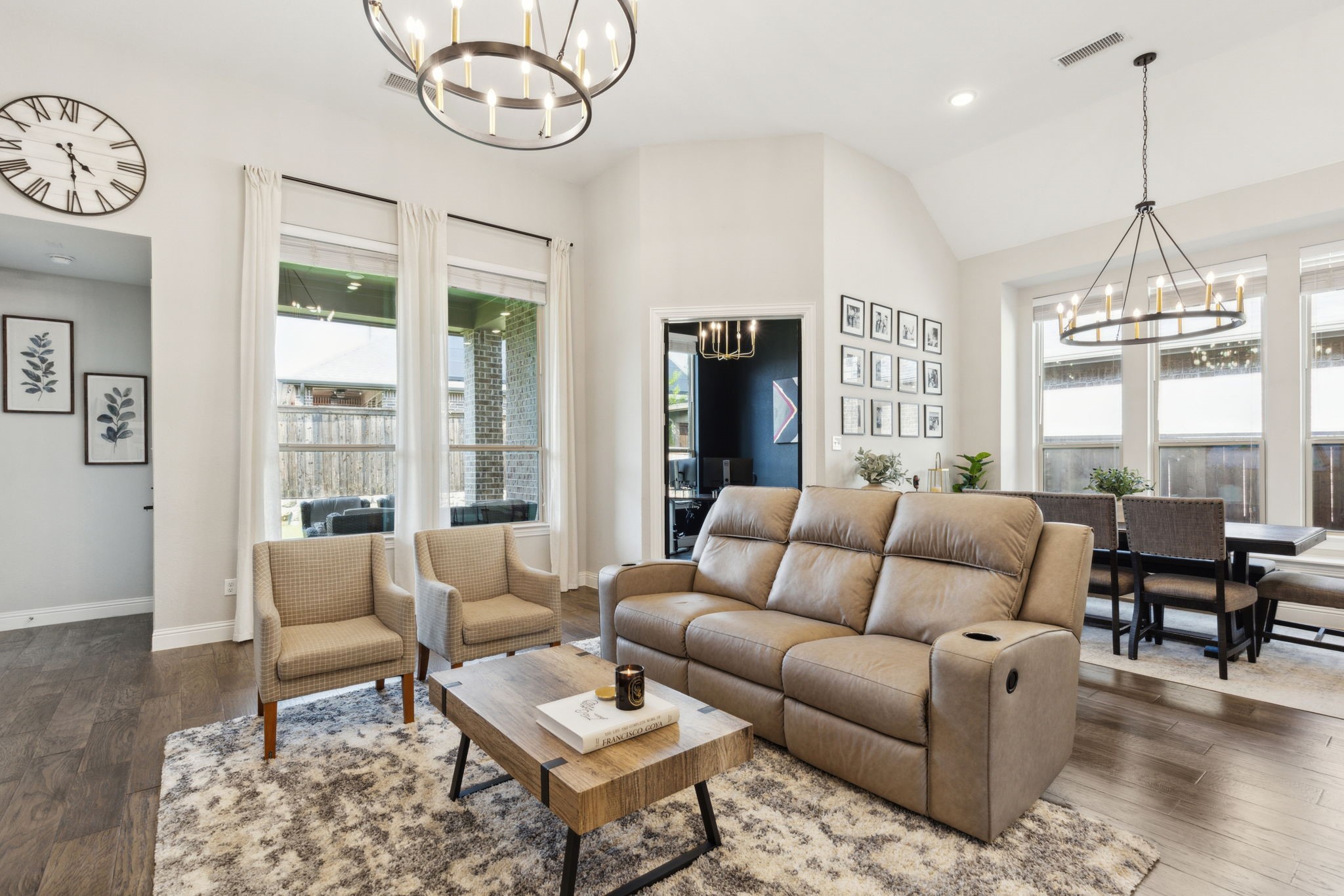 16213 Benbrook Boulevard