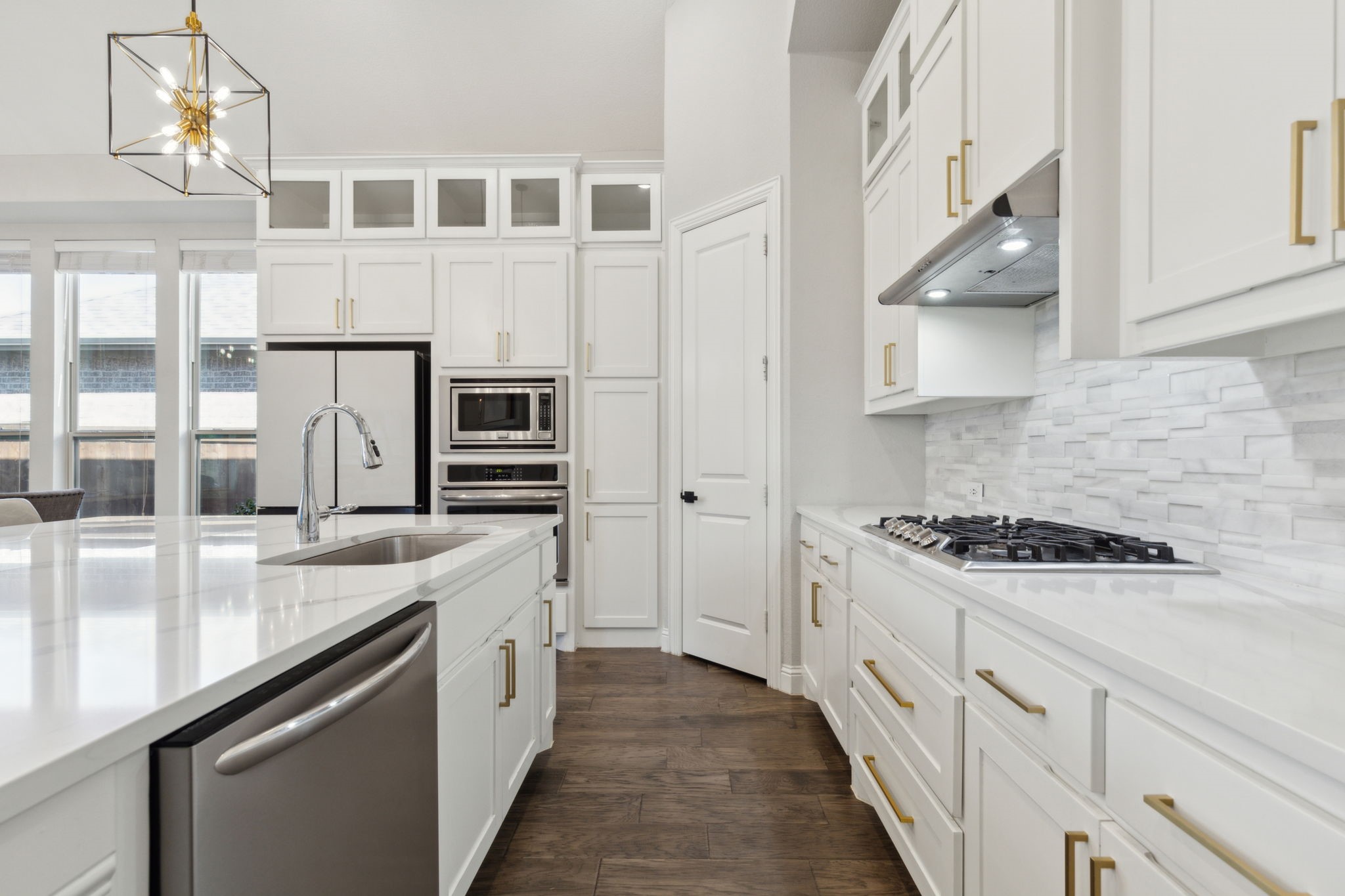 16213 Benbrook Boulevard