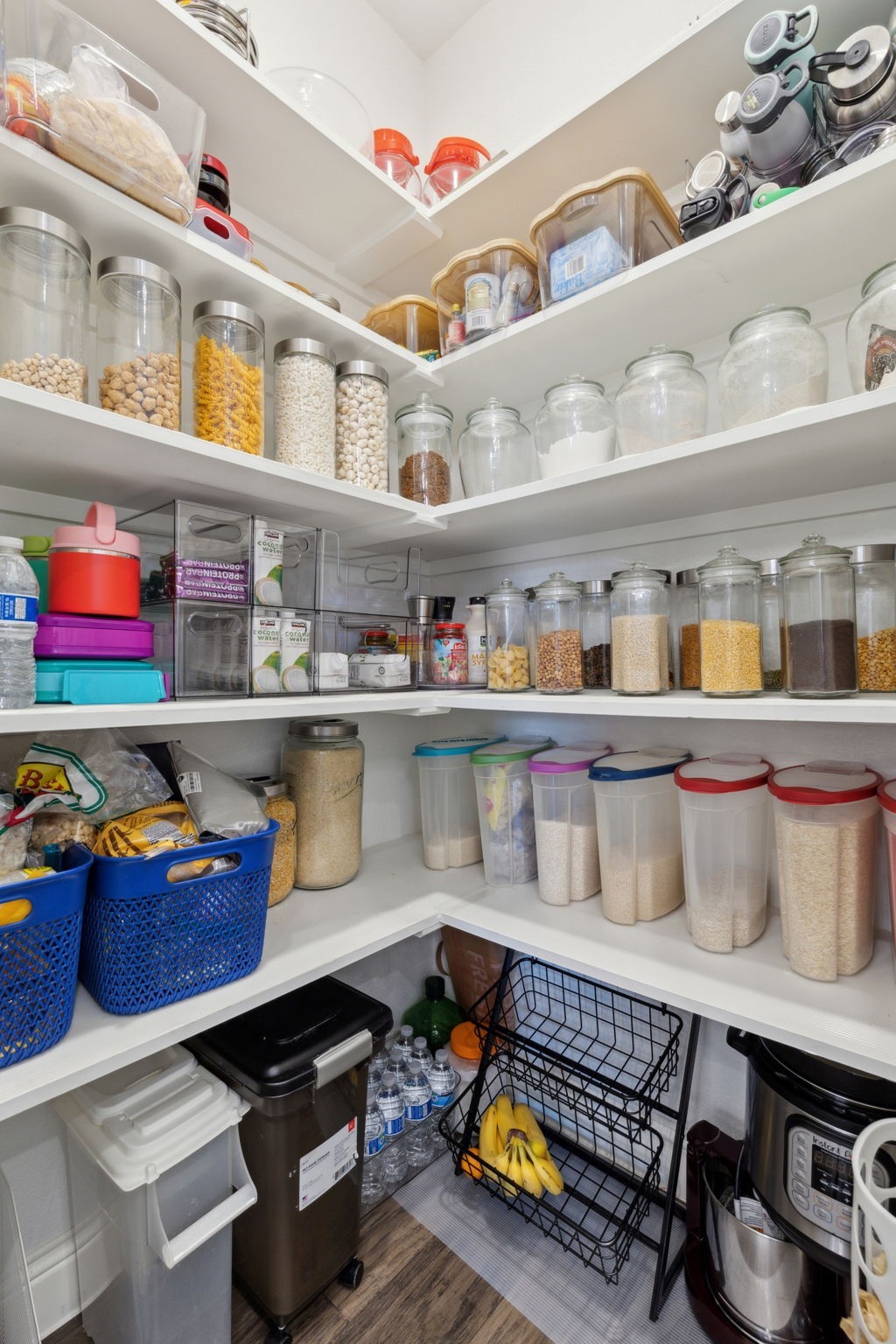 16213 Benbrook Boulevard