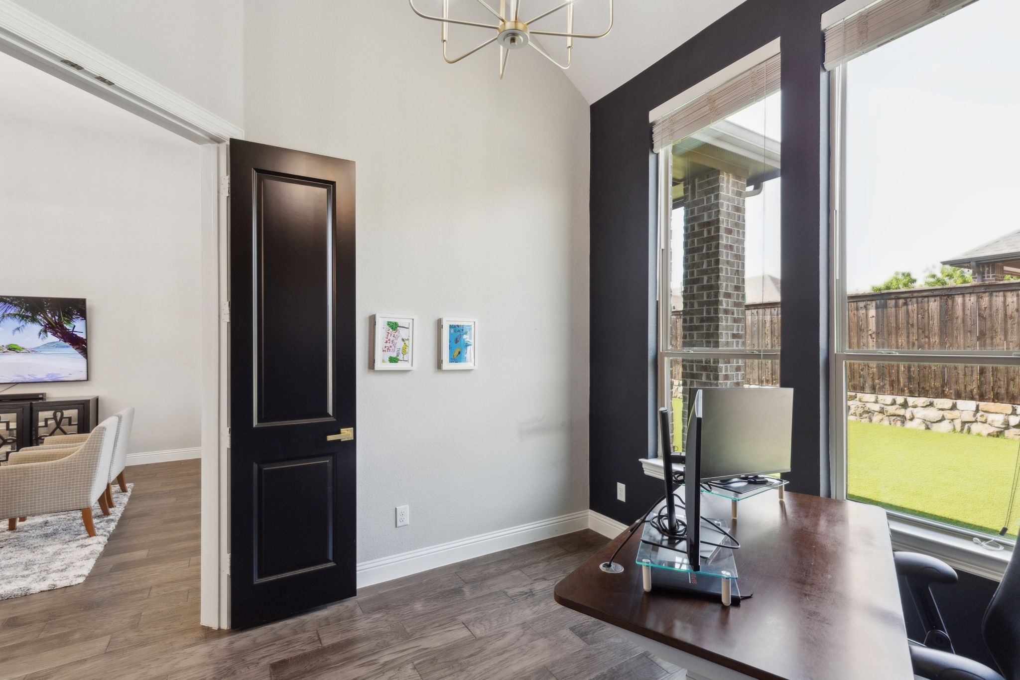 16213 Benbrook Boulevard