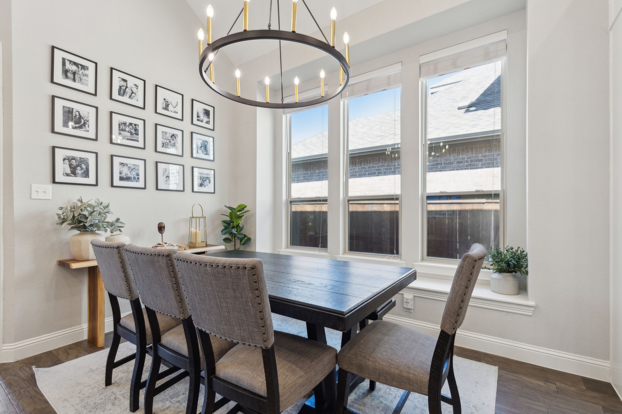 16213 Benbrook Boulevard