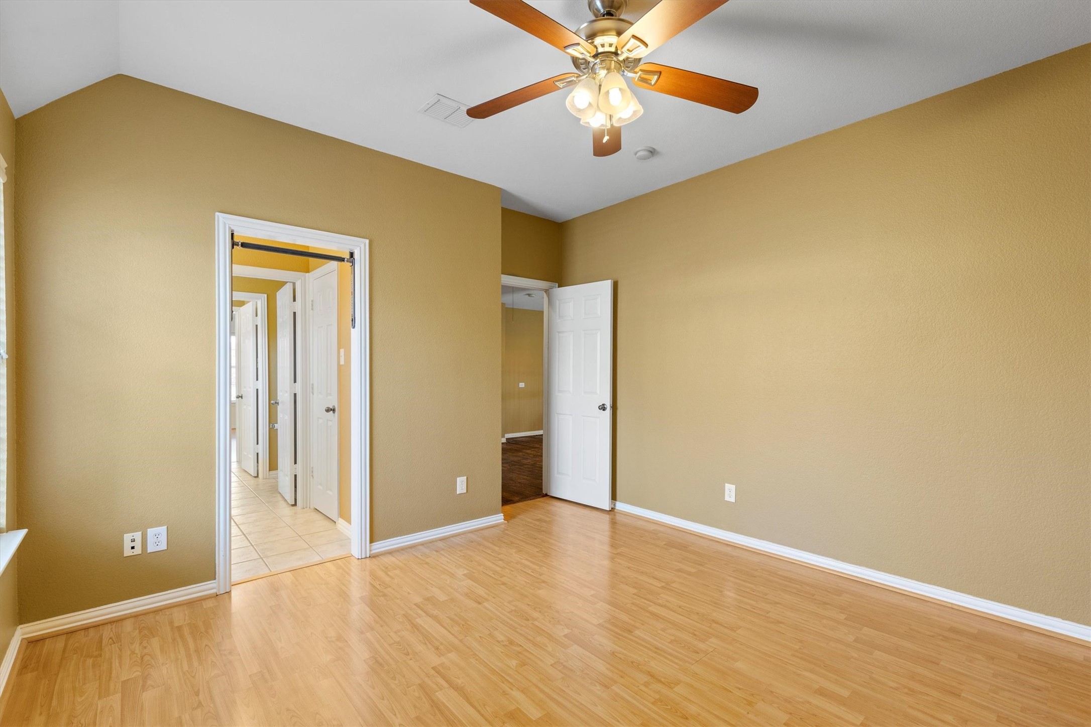 2609 Green Oak Drive