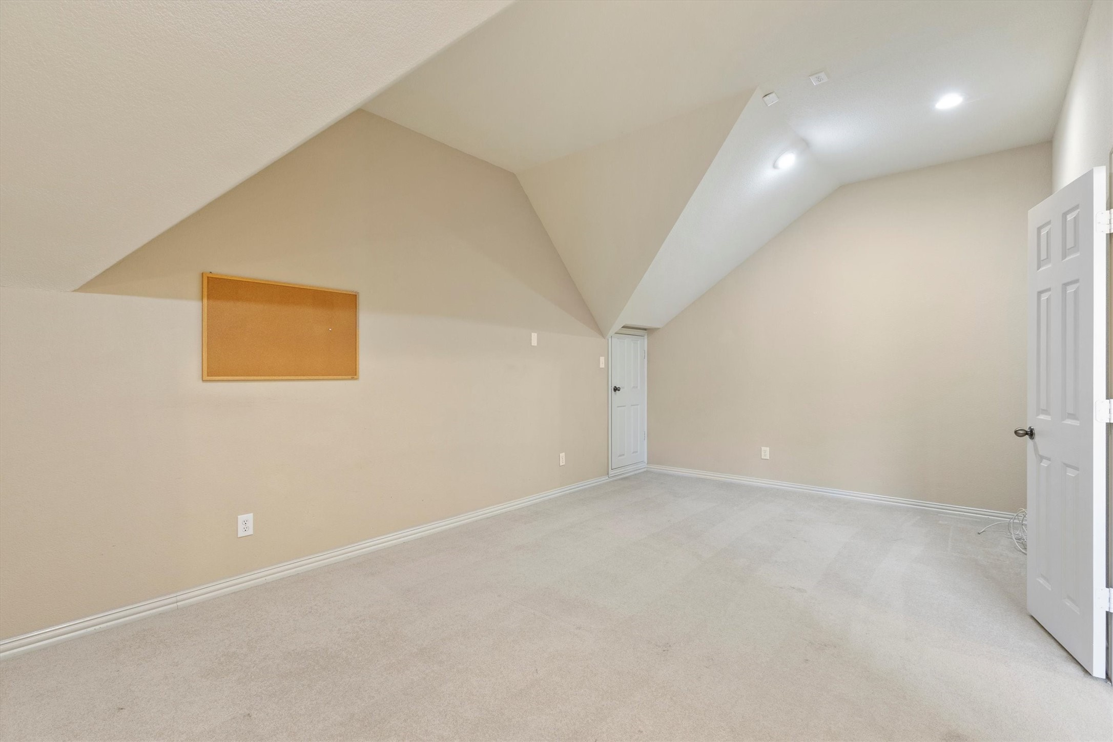 2609 Green Oak Drive