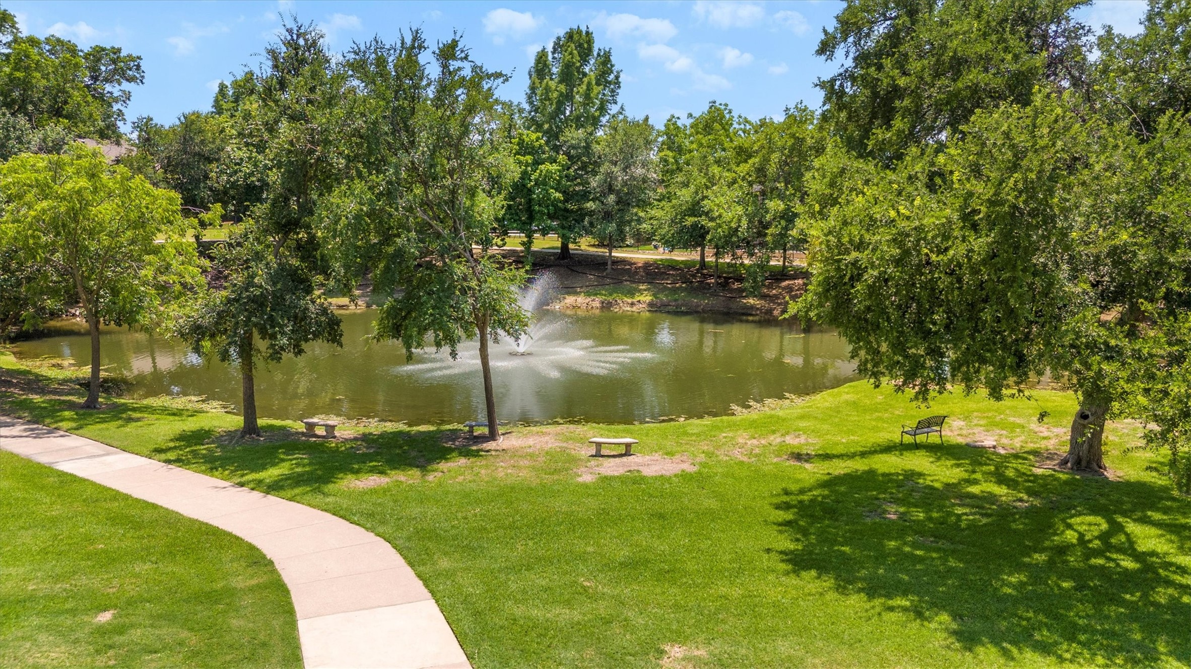 2609 Green Oak Drive