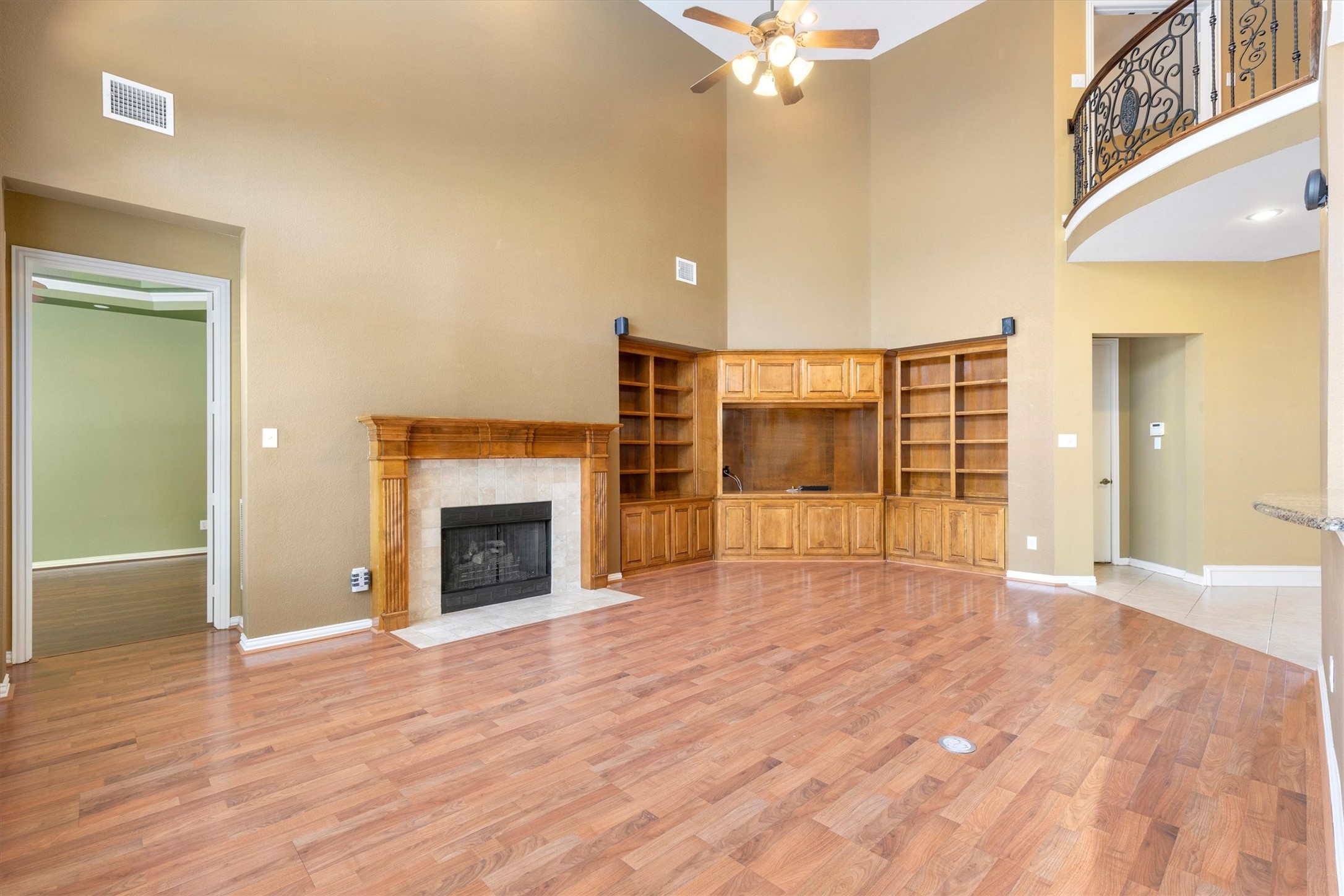 2609 Green Oak Drive