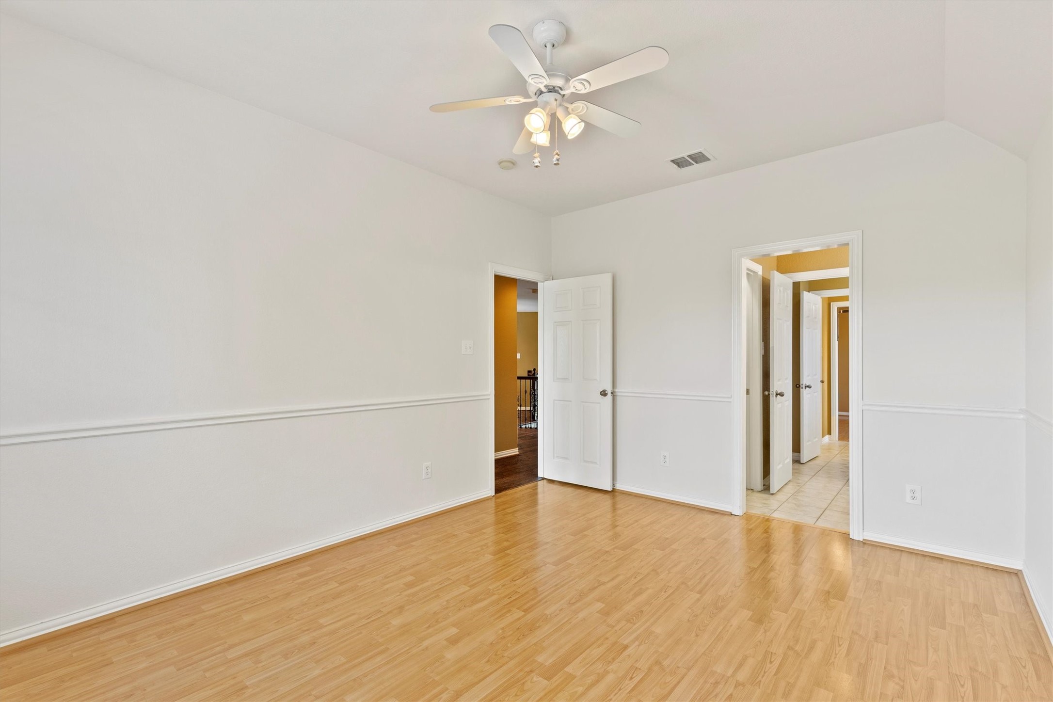 2609 Green Oak Drive