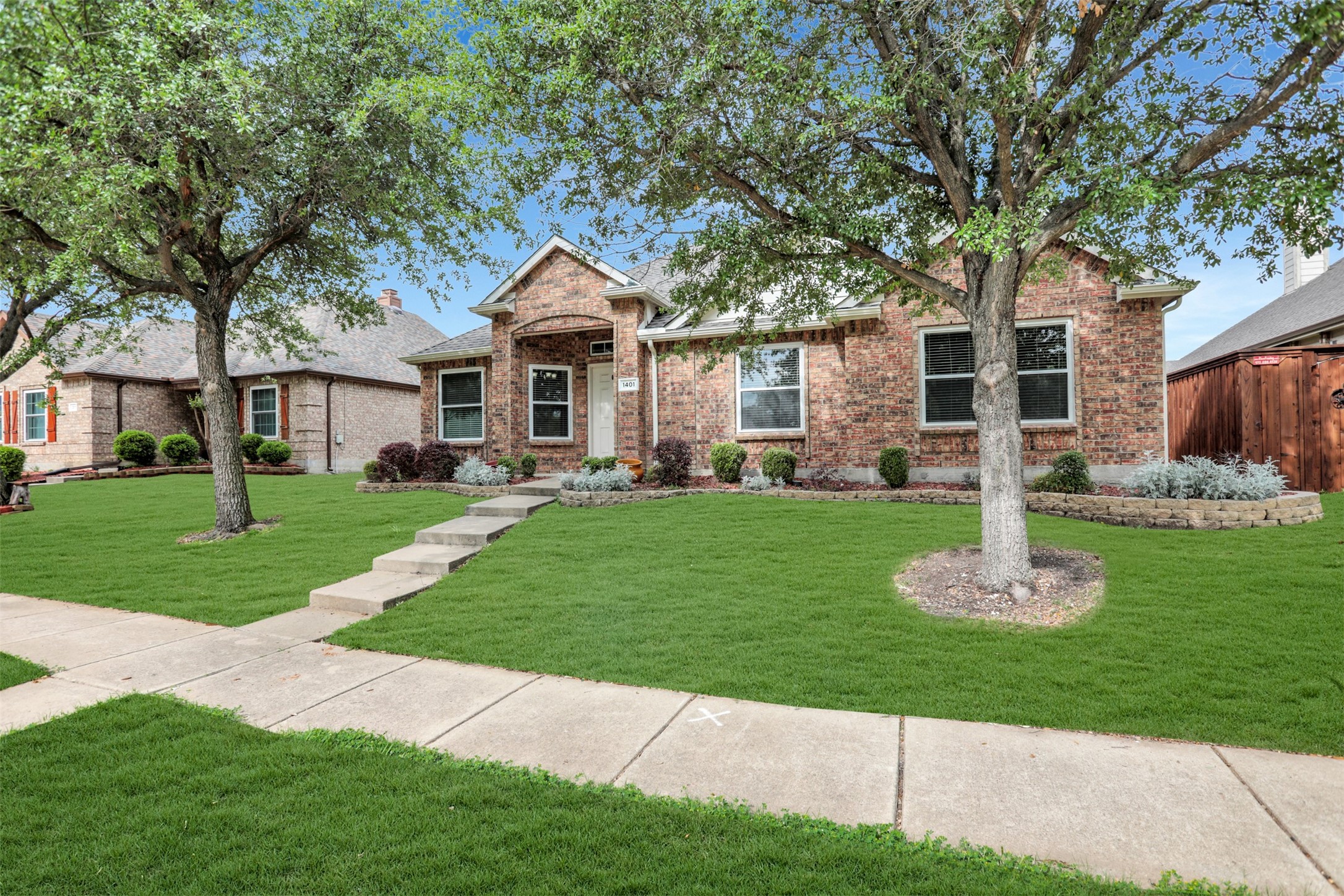 1401 Cedar Springs Drive