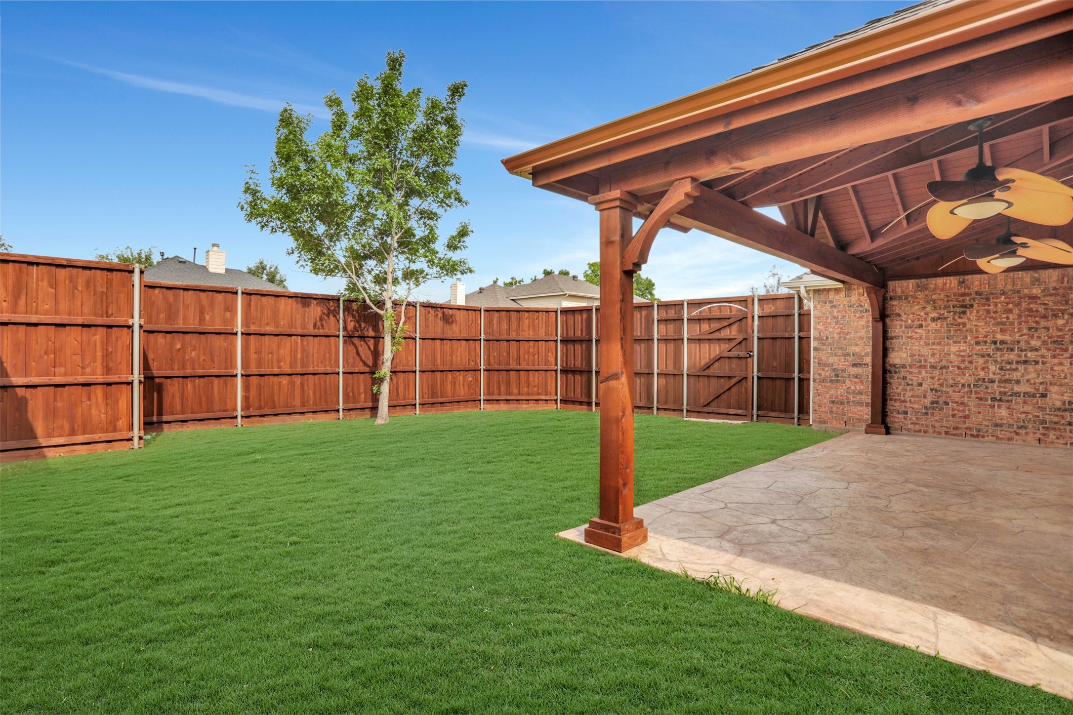1401 Cedar Springs Drive