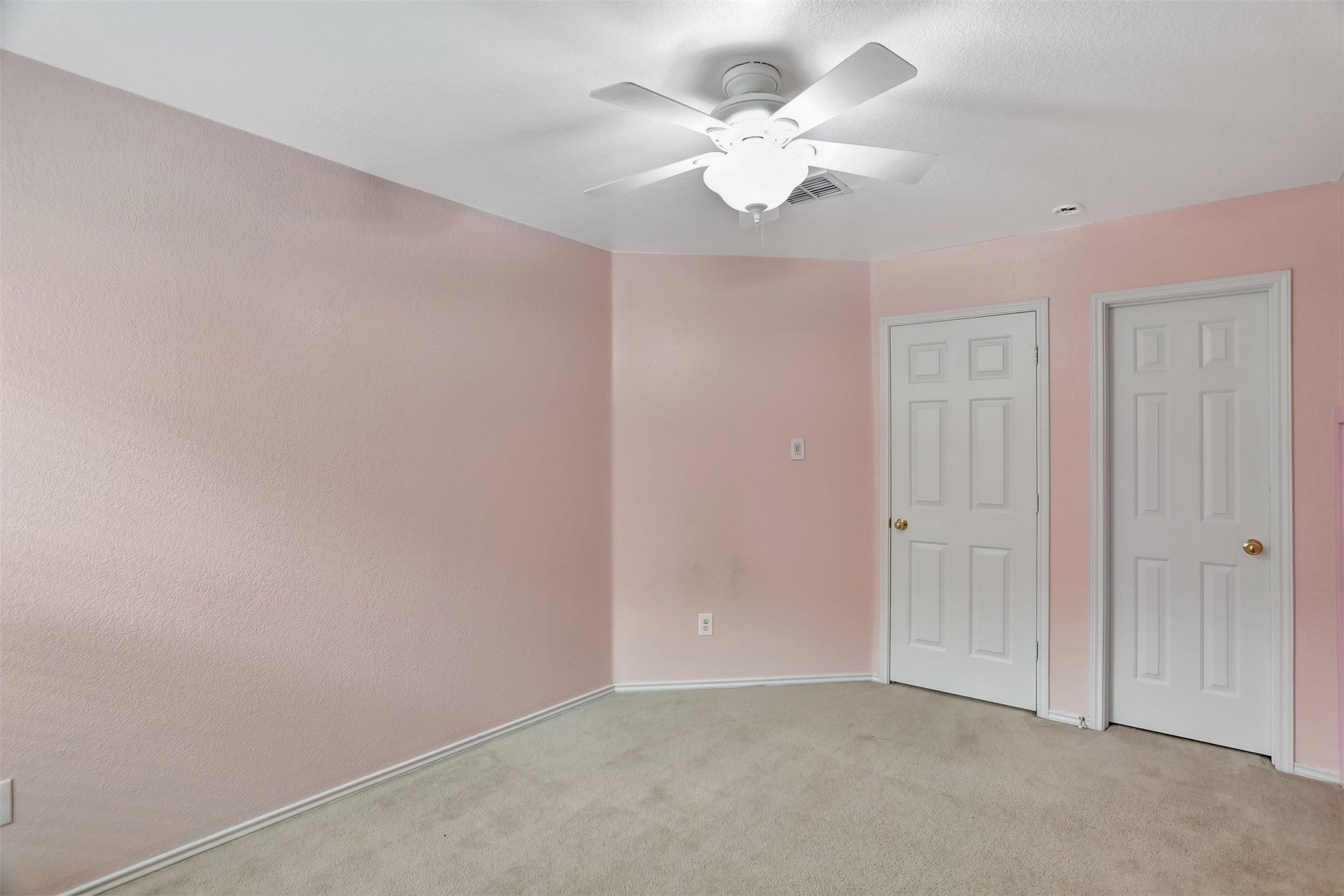 1401 Cedar Springs Drive