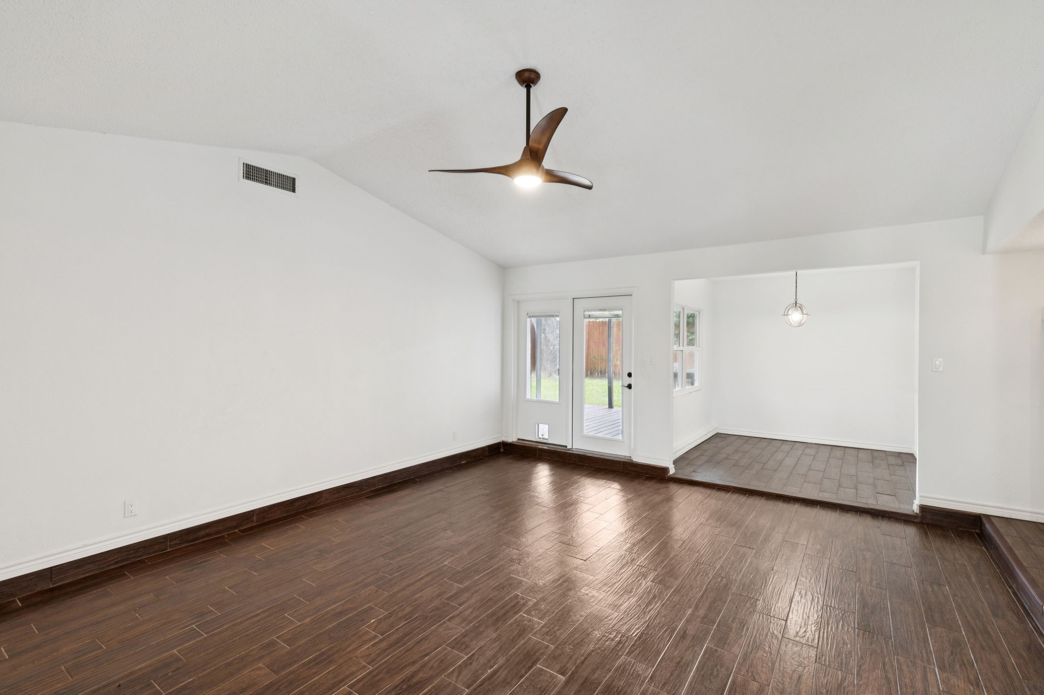 2218 Greenvalley Drive