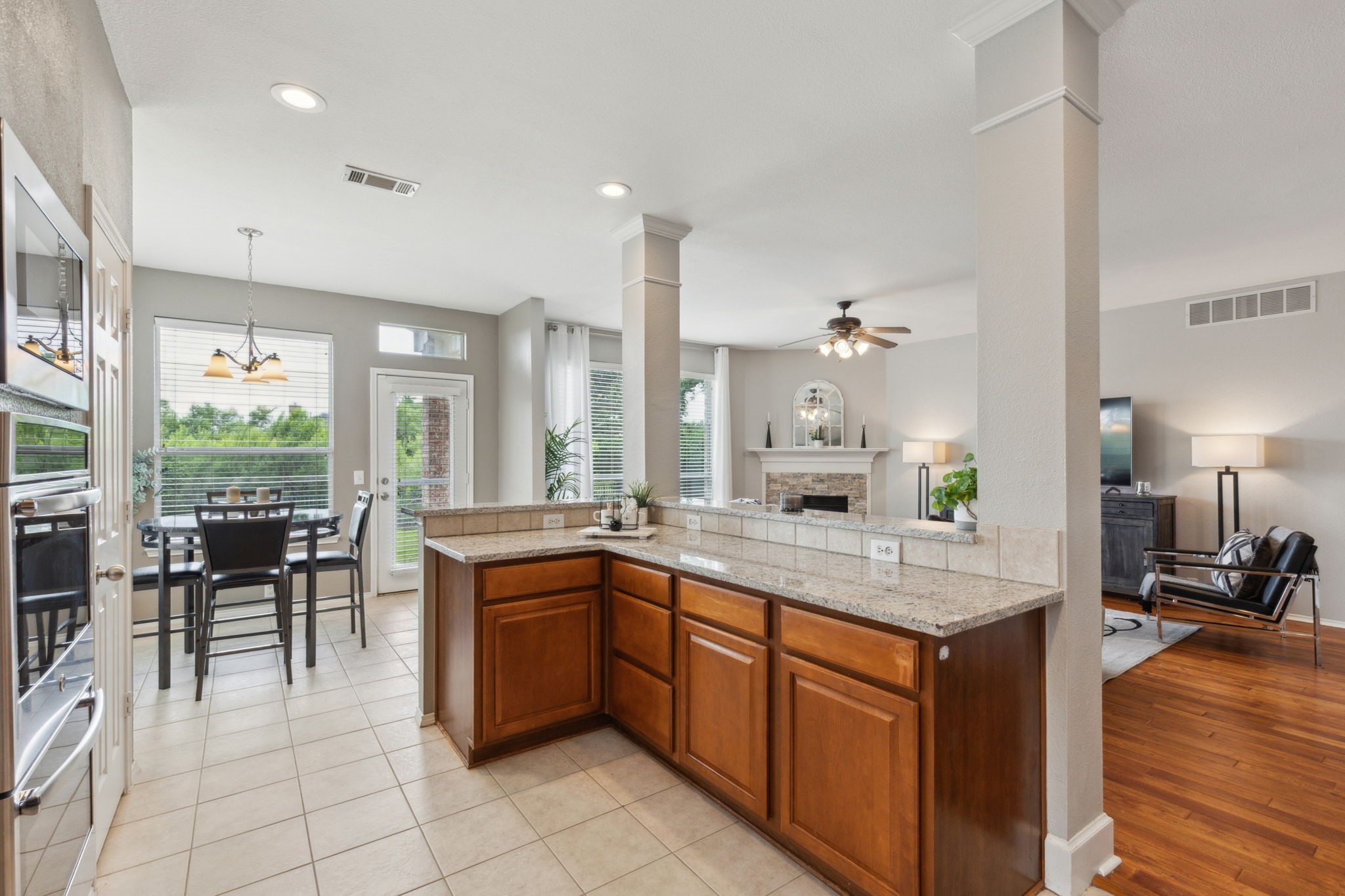 11487 Balcones Drive