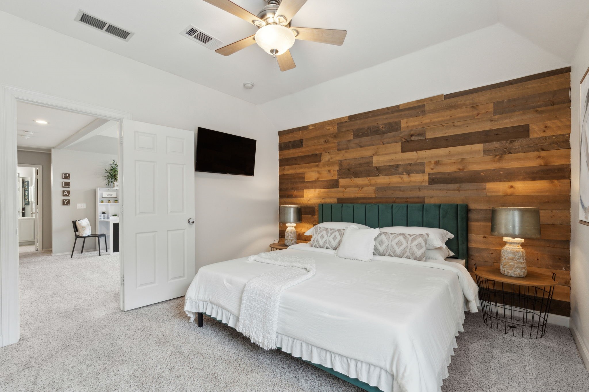 11487 Balcones Drive