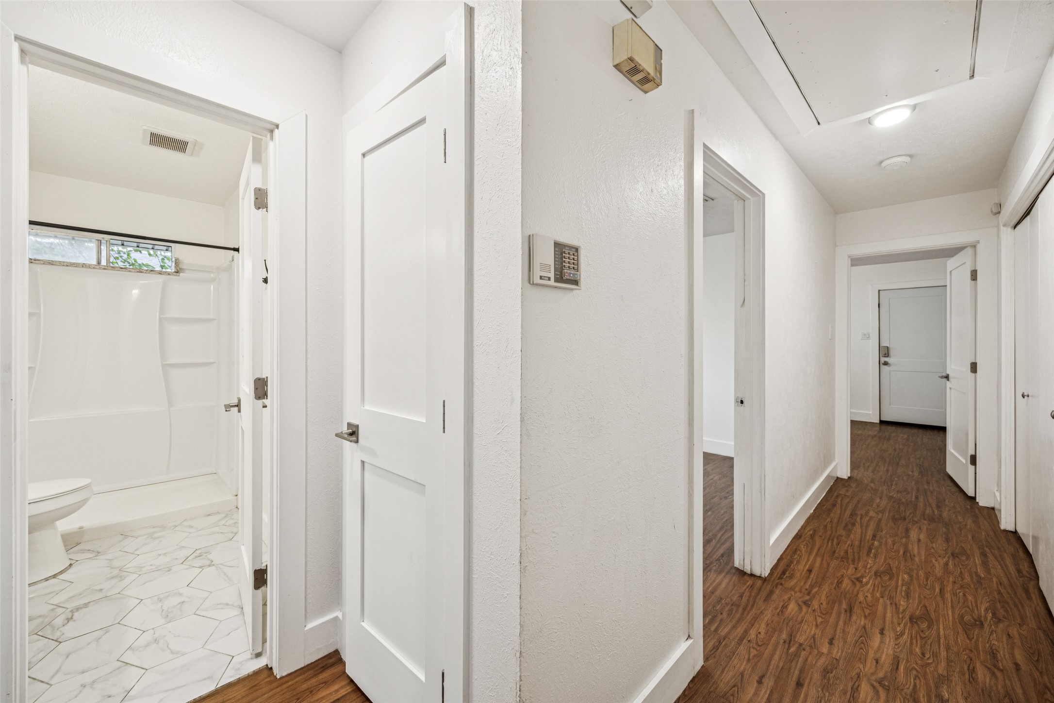 2529 W 12th Street