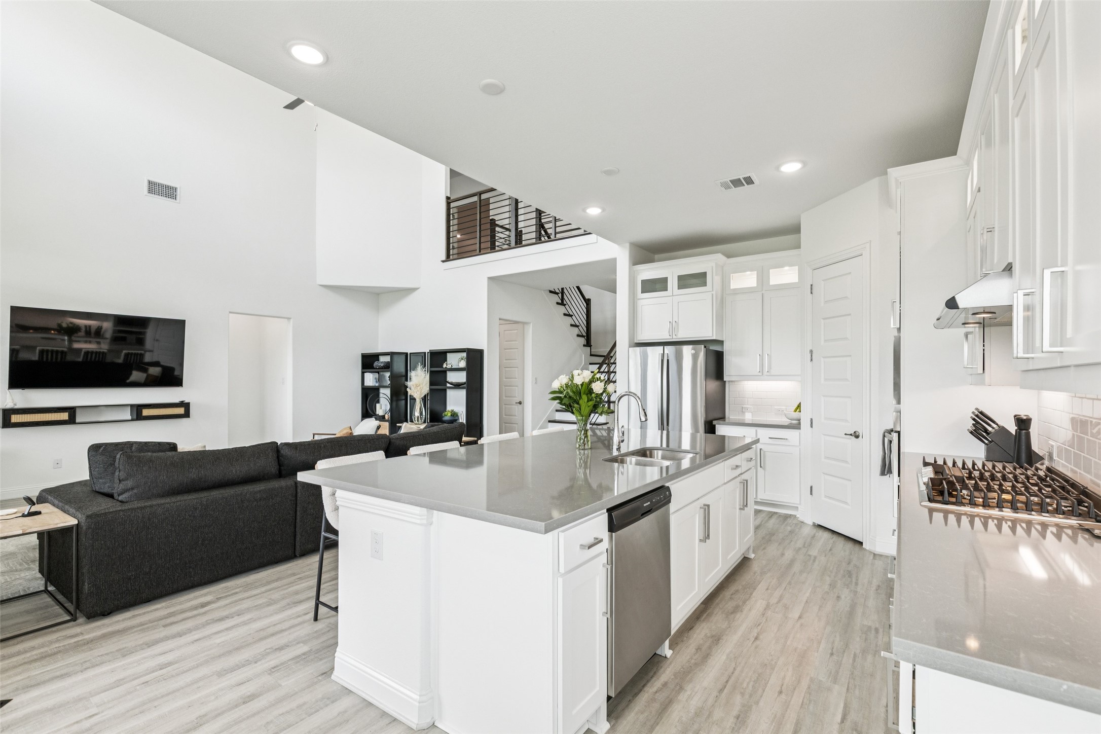 4101 Yellow Jasmine Lane