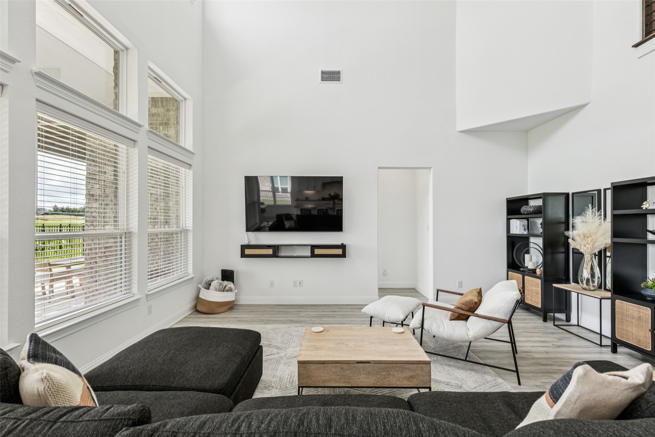 4101 Yellow Jasmine Lane