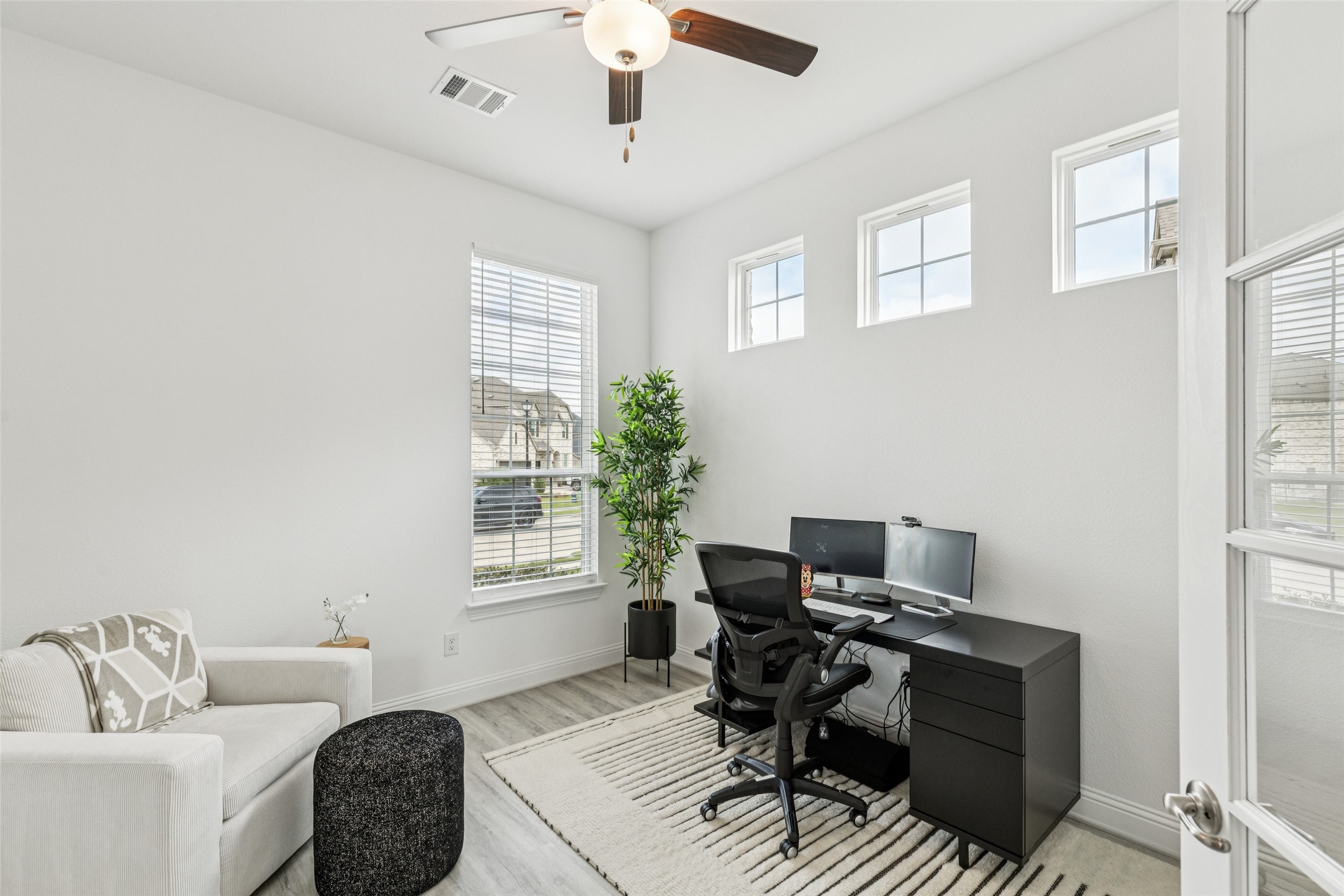 4101 Yellow Jasmine Lane