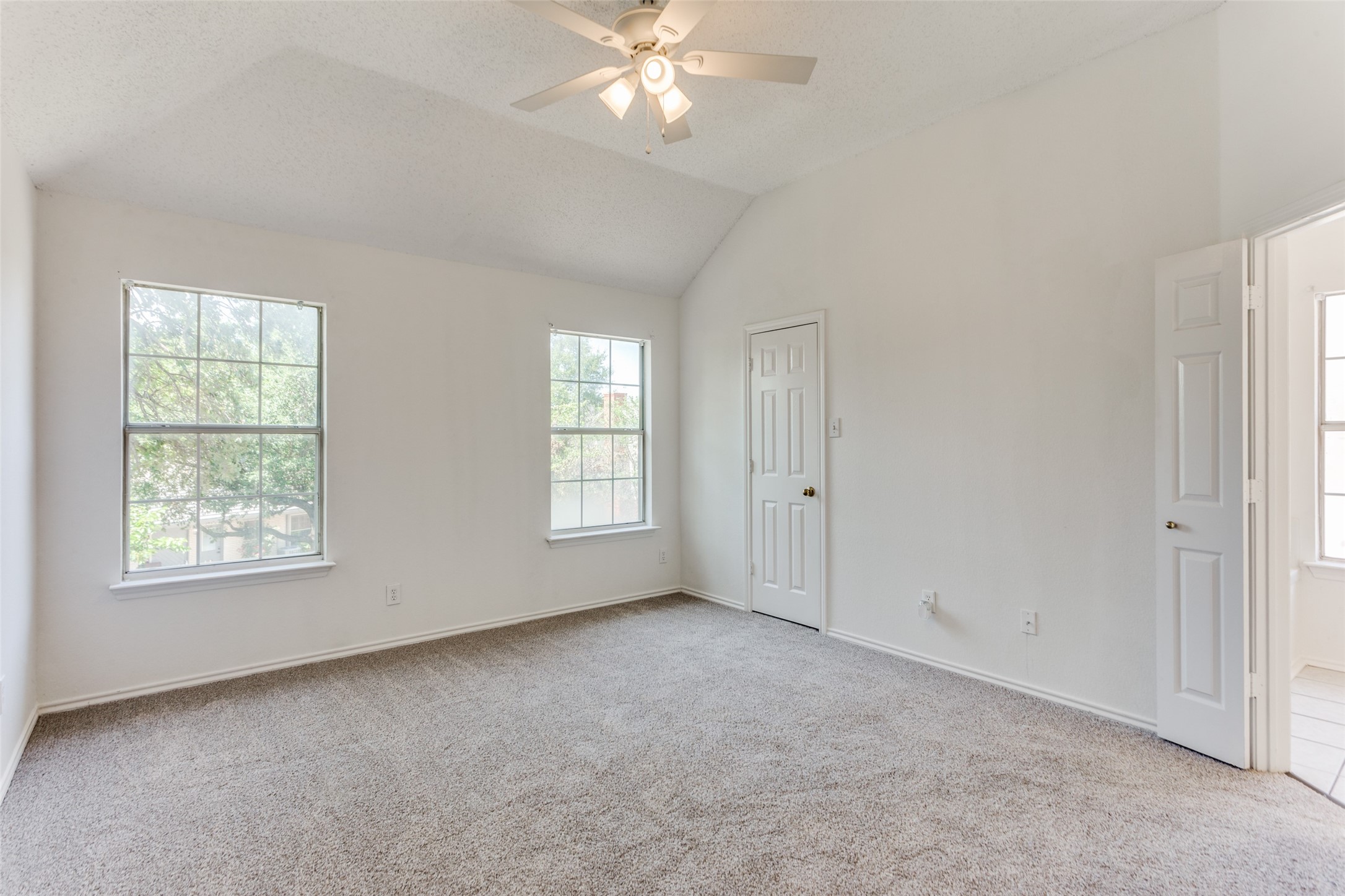 7636 Arbor Ridge Court