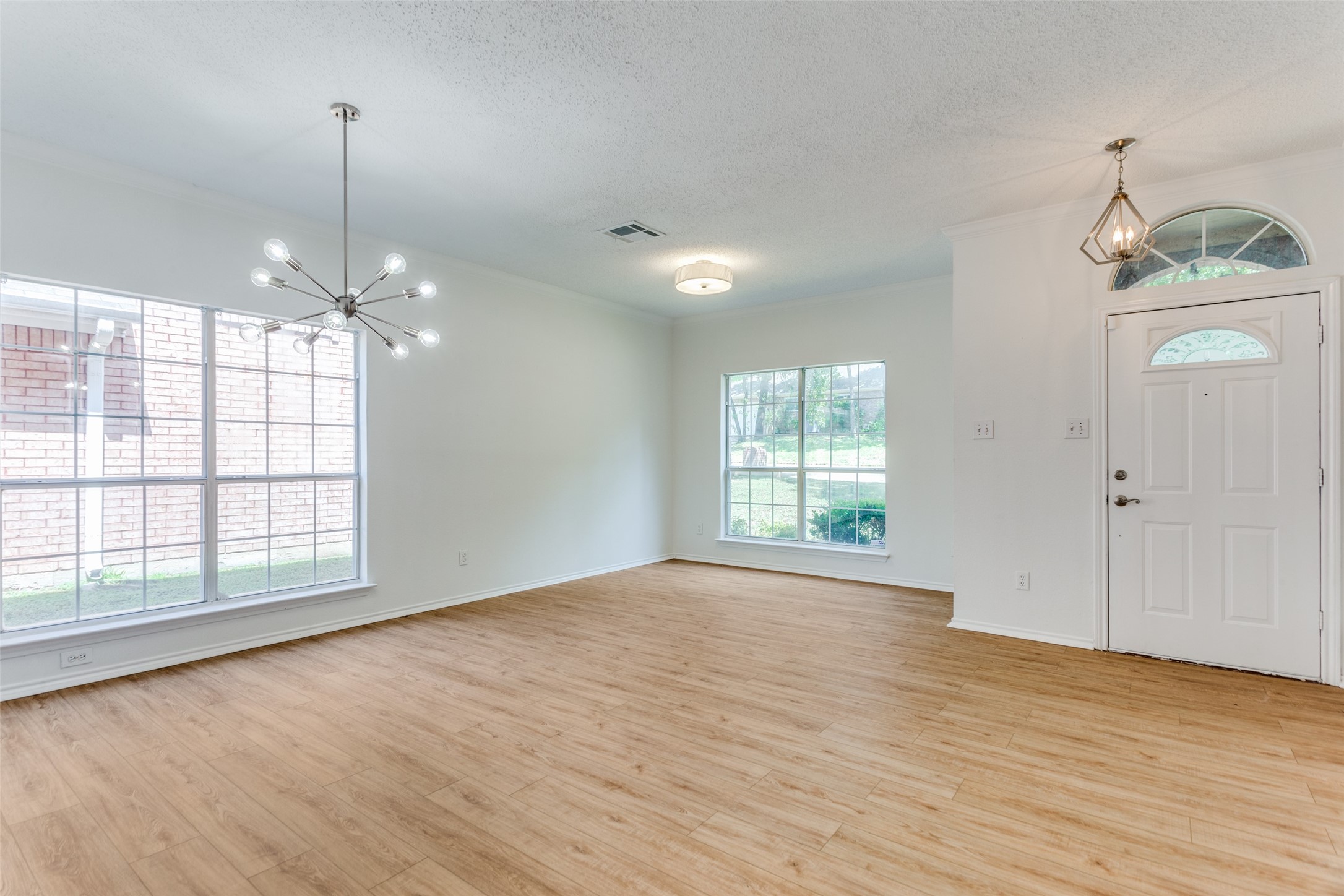 7636 Arbor Ridge Court