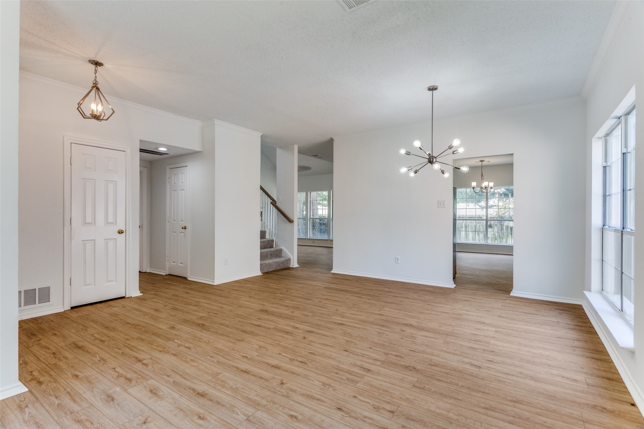 7636 Arbor Ridge Court