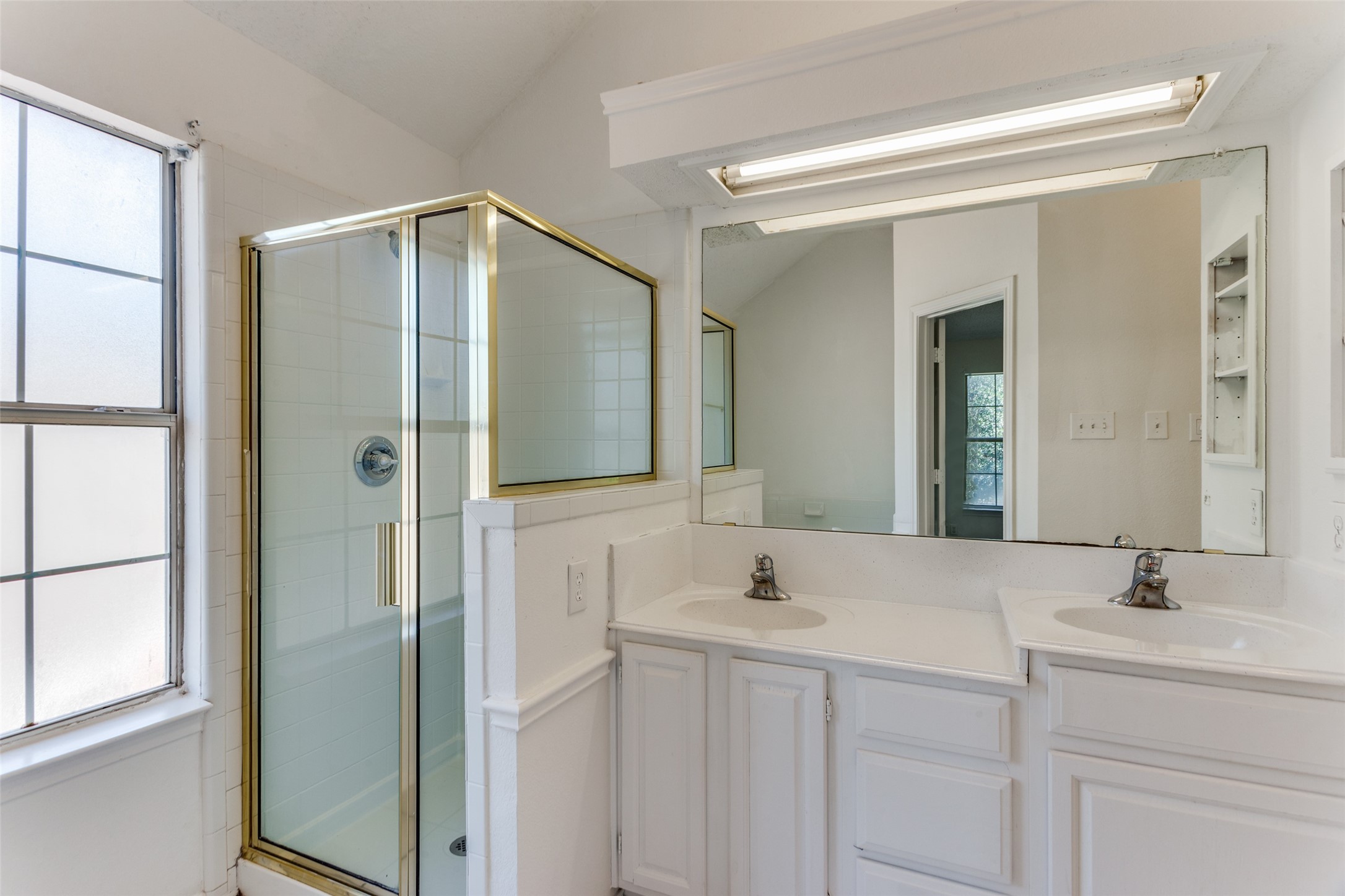 7636 Arbor Ridge Court