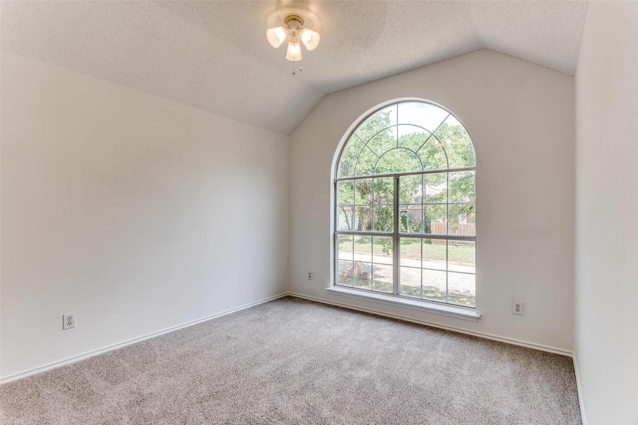 7636 Arbor Ridge Court