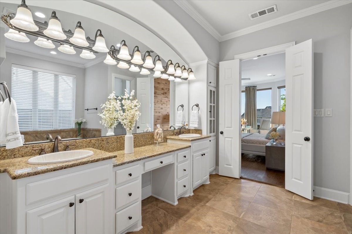 2709 King Arthur Boulevard