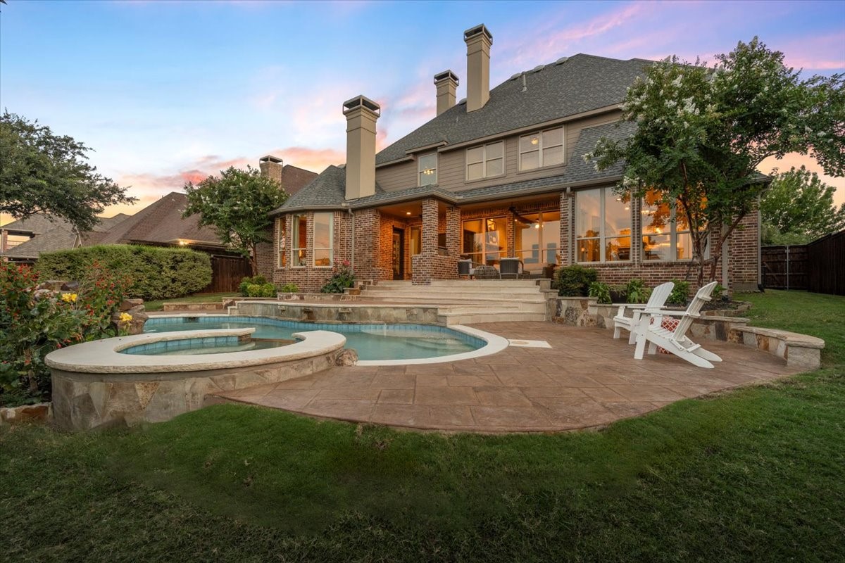 2709 King Arthur Boulevard